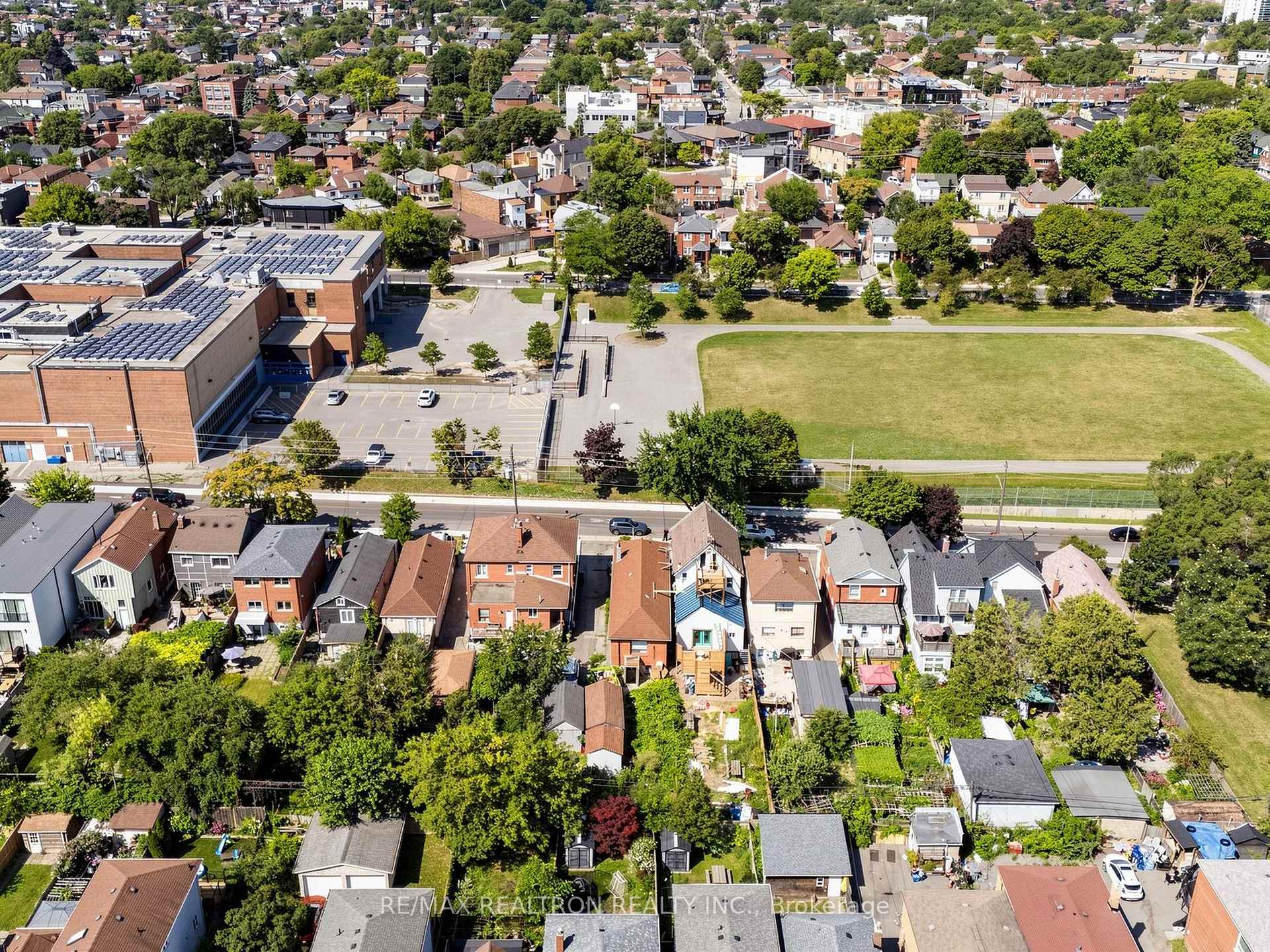 Photo 30 of 529 Winona Drive, Toronto, Oakwood Village — HOMEH