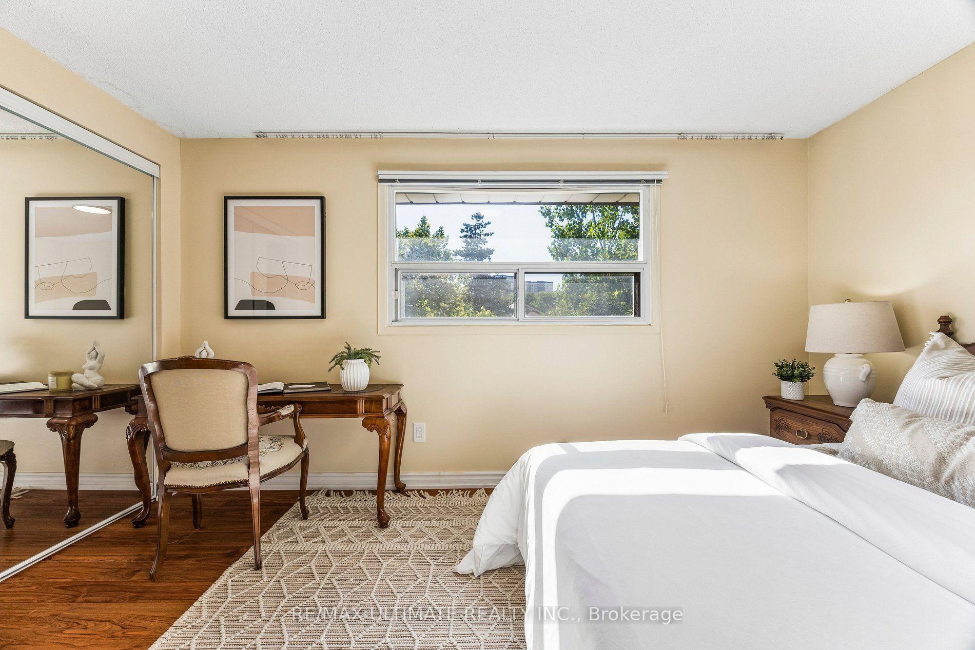 Photo 26 of 7 Pumfrey Crescent, Etobicoke, Mount Olive-Silverstone-Jamestown — HOMEH