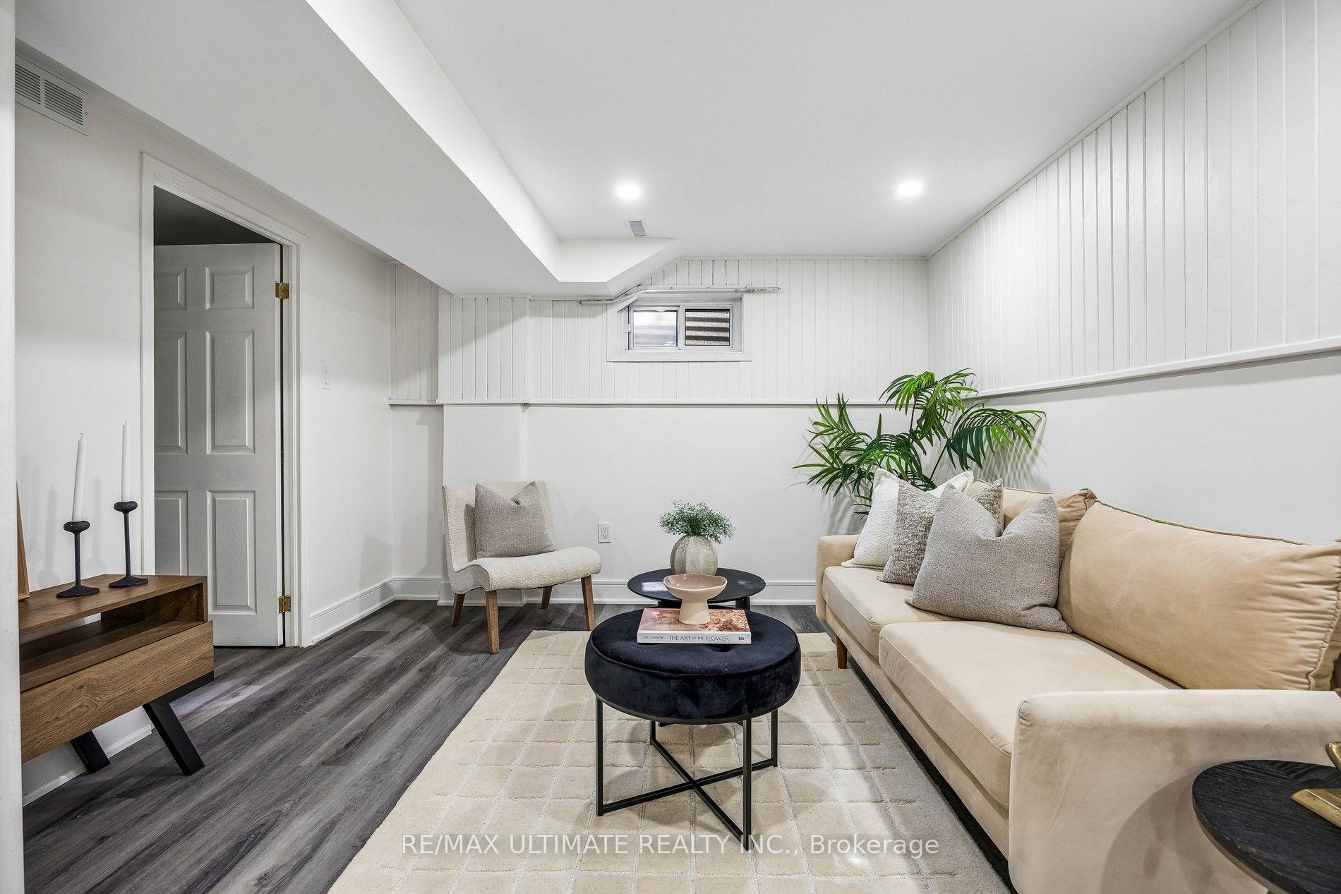 Photo 30 of 7 Pumfrey Crescent, Etobicoke, Mount Olive-Silverstone-Jamestown — HOMEH
