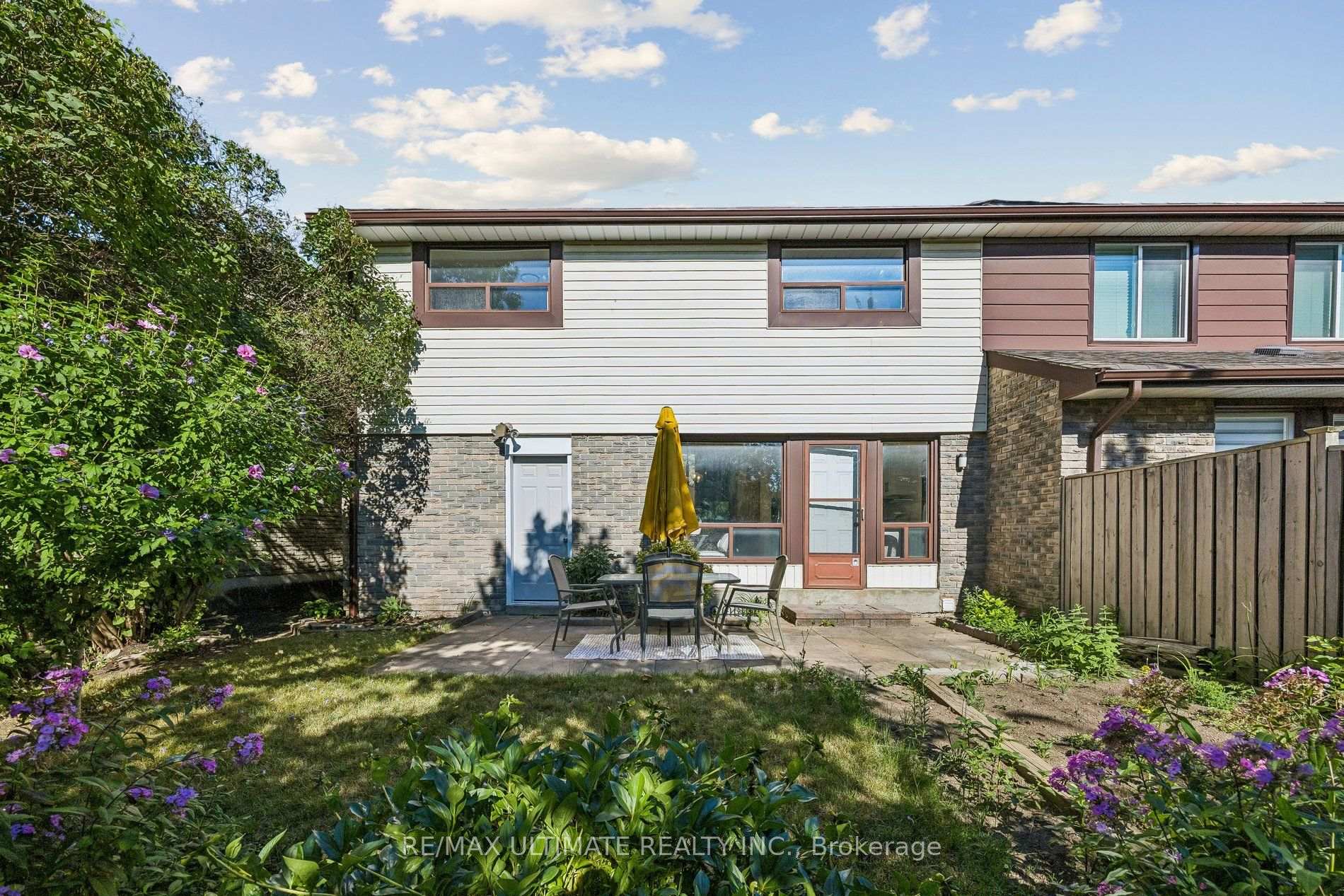Photo 45 of 7 Pumfrey Crescent, Etobicoke, Mount Olive-Silverstone-Jamestown — HOMEH