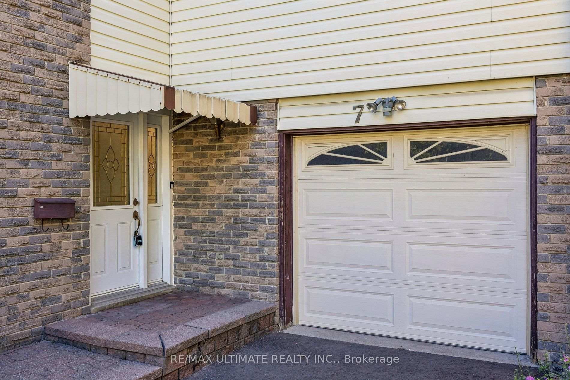 Photo 46 of 7 Pumfrey Crescent, Etobicoke, Mount Olive-Silverstone-Jamestown — HOMEH