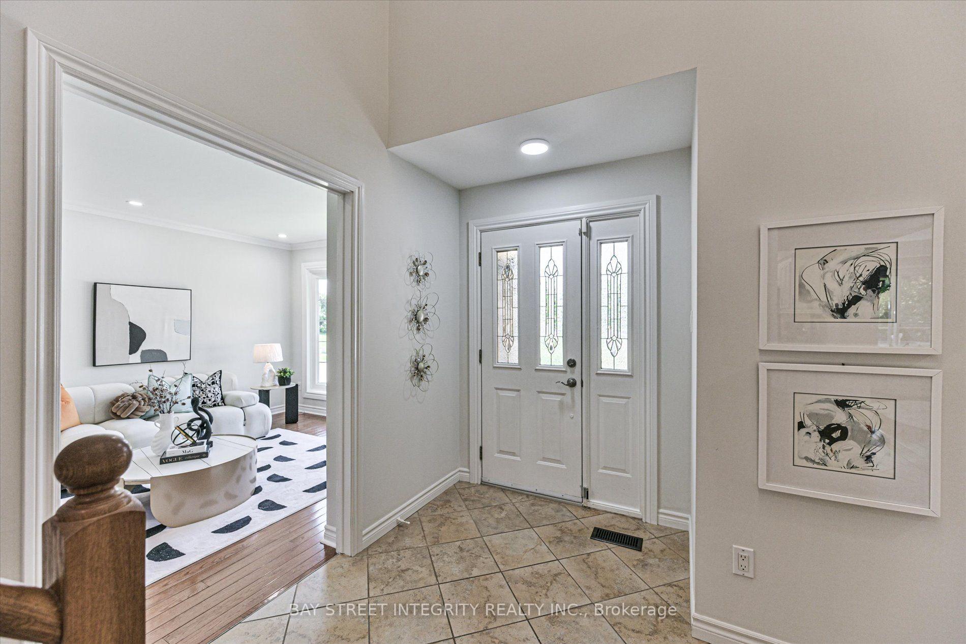 Photo 6 of 2381 Lyford Lane, Burlington, Brant Hills — HOMEH