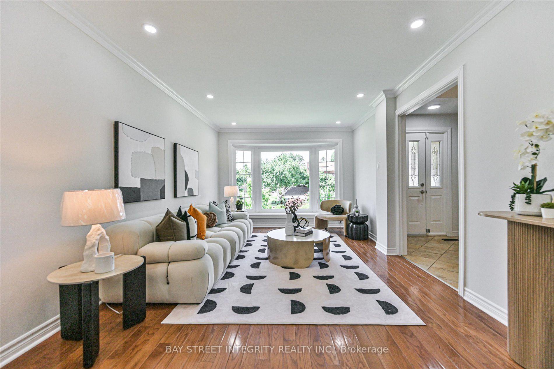 Photo 13 of 2381 Lyford Lane, Burlington, Brant Hills — HOMEH