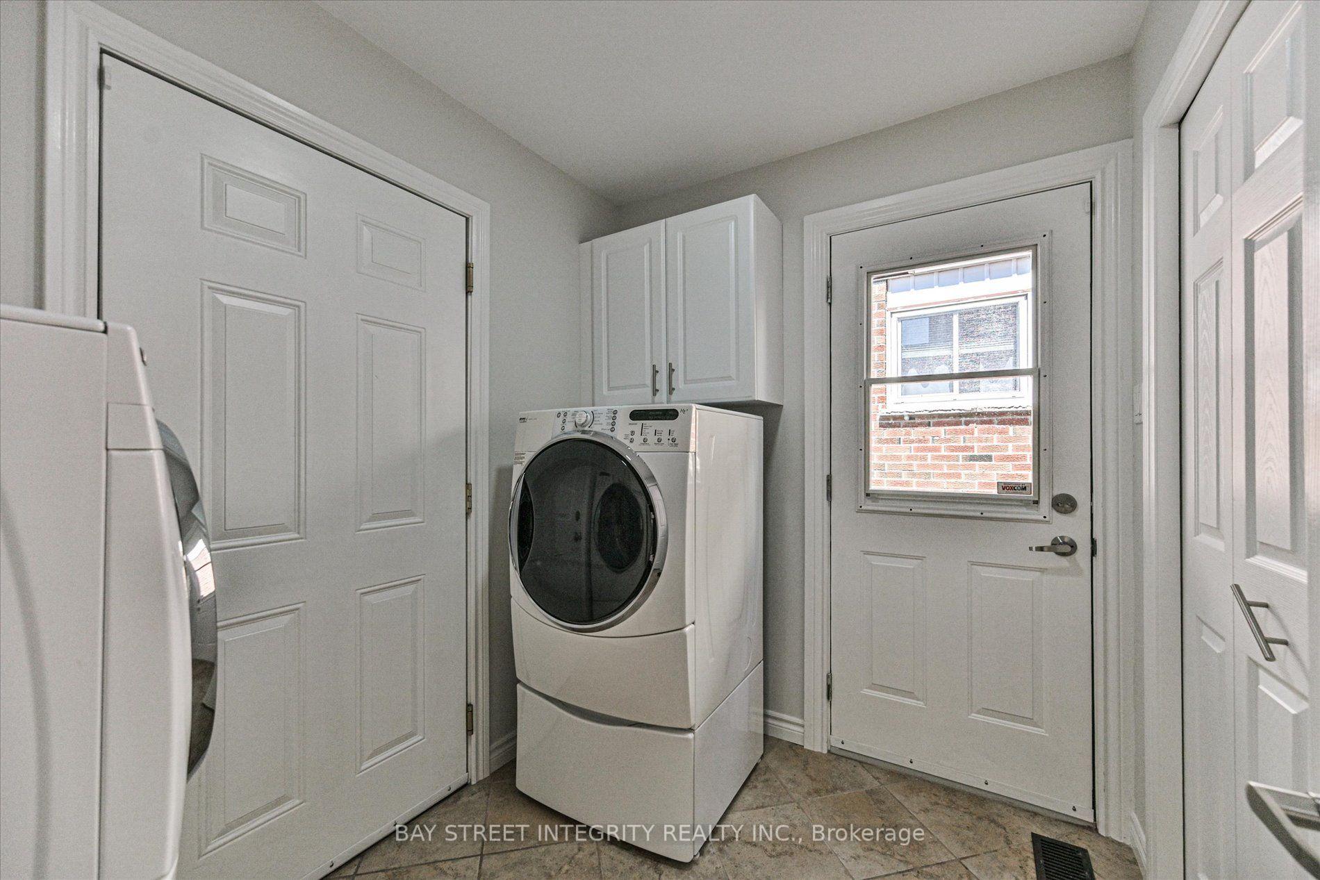 Photo 27 of 2381 Lyford Lane, Burlington, Brant Hills — HOMEH