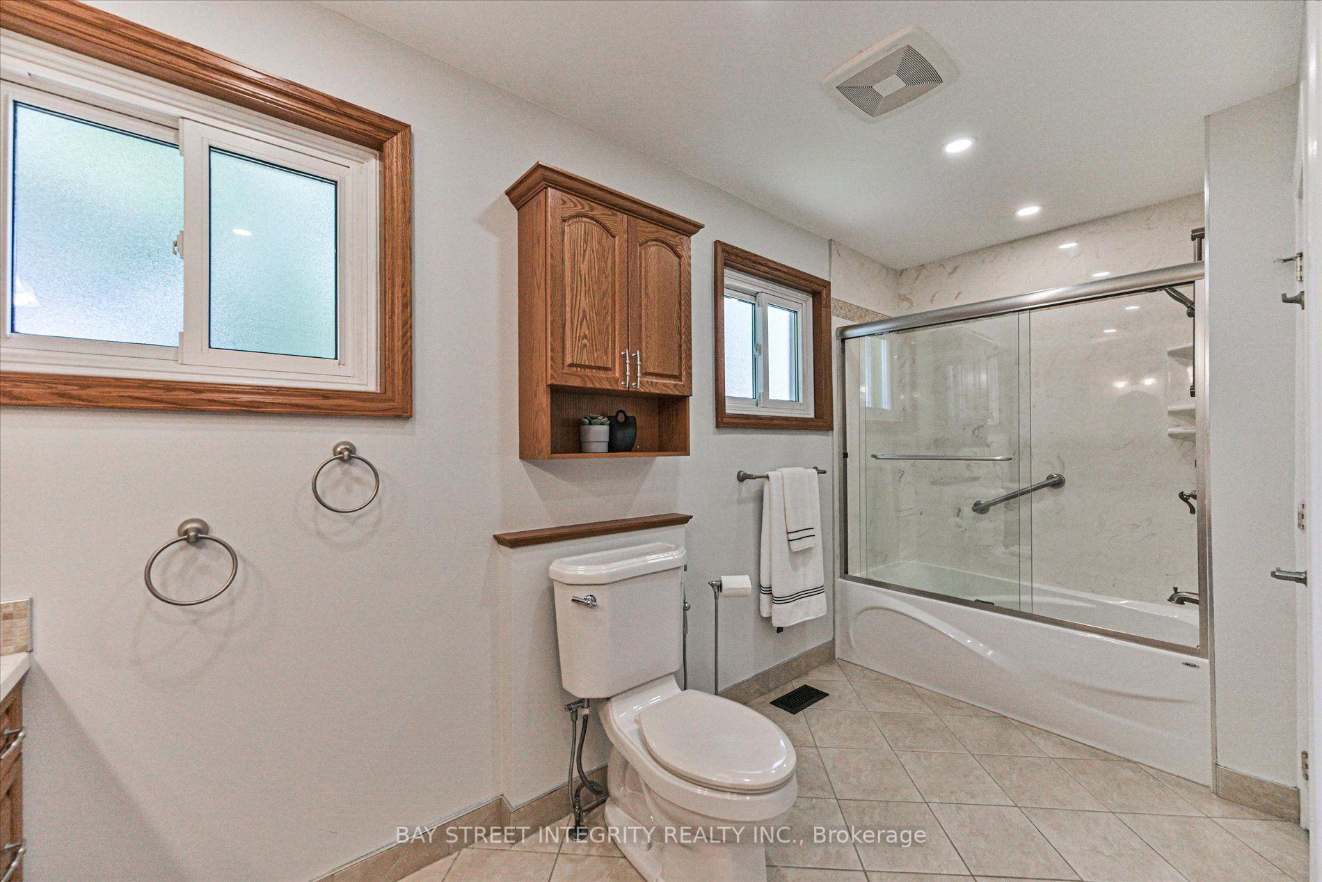 Photo 34 of 2381 Lyford Lane, Burlington, Brant Hills — HOMEH