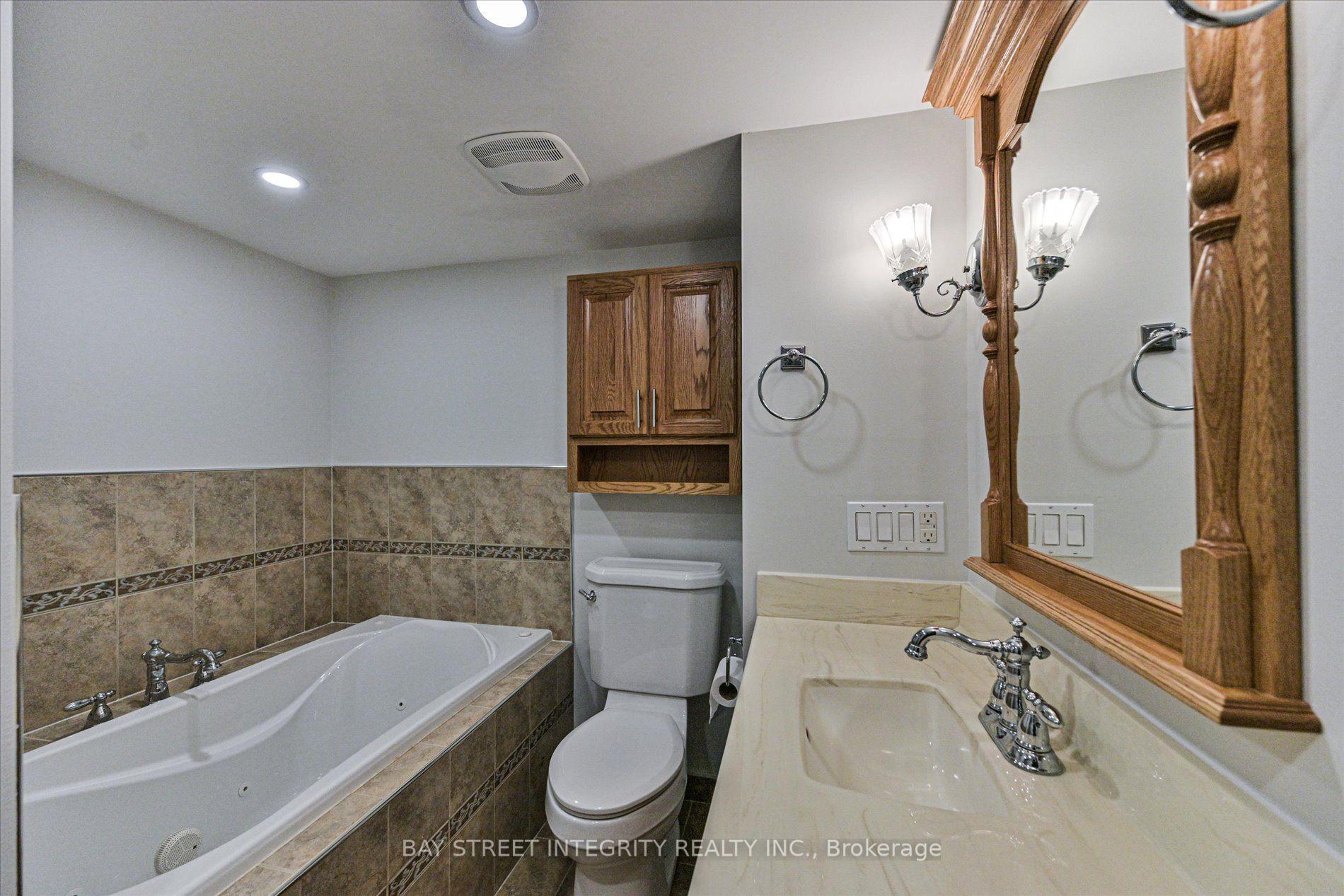 Photo 43 of 2381 Lyford Lane, Burlington, Brant Hills — HOMEH