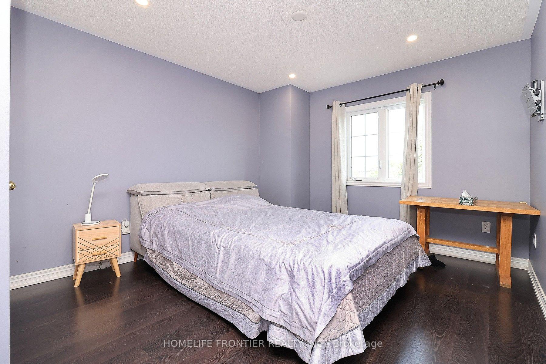 Photo 9 of 56 Twin Hills Crescent, Vaughan, Vellore Village — HOMEH