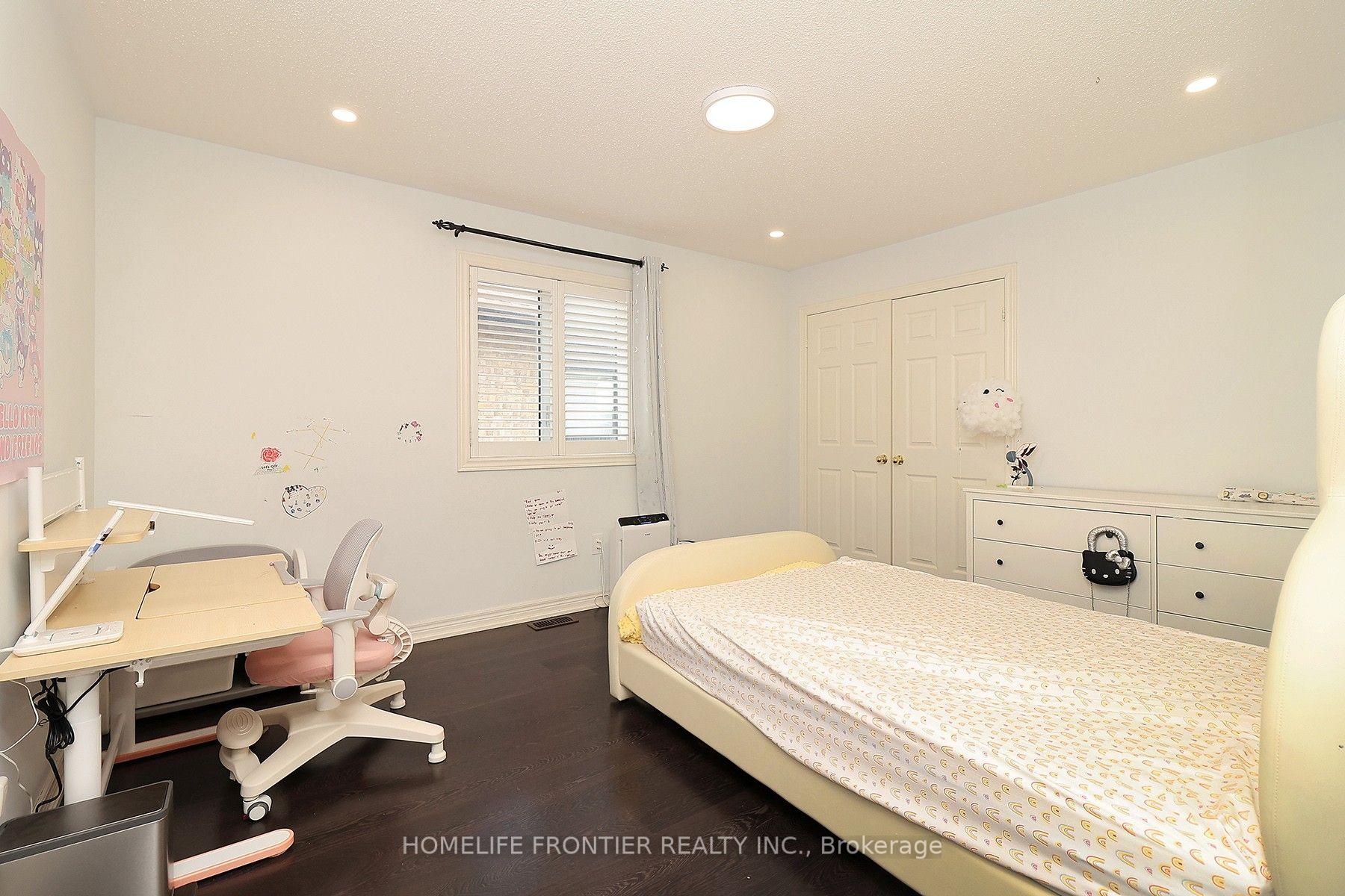 Photo 11 of 56 Twin Hills Crescent, Vaughan, Vellore Village — HOMEH