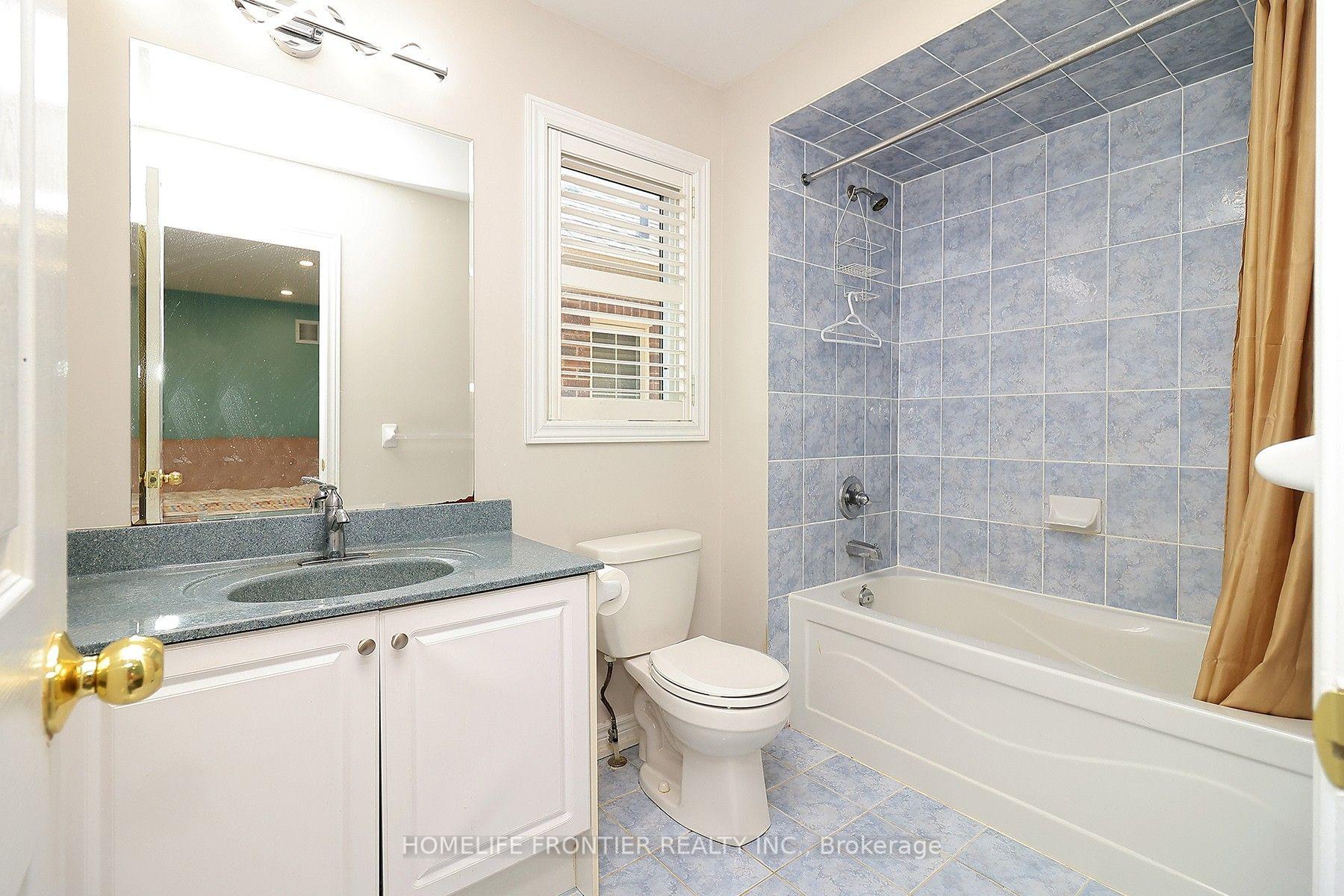 Photo 14 of 56 Twin Hills Crescent, Vaughan, Vellore Village — HOMEH