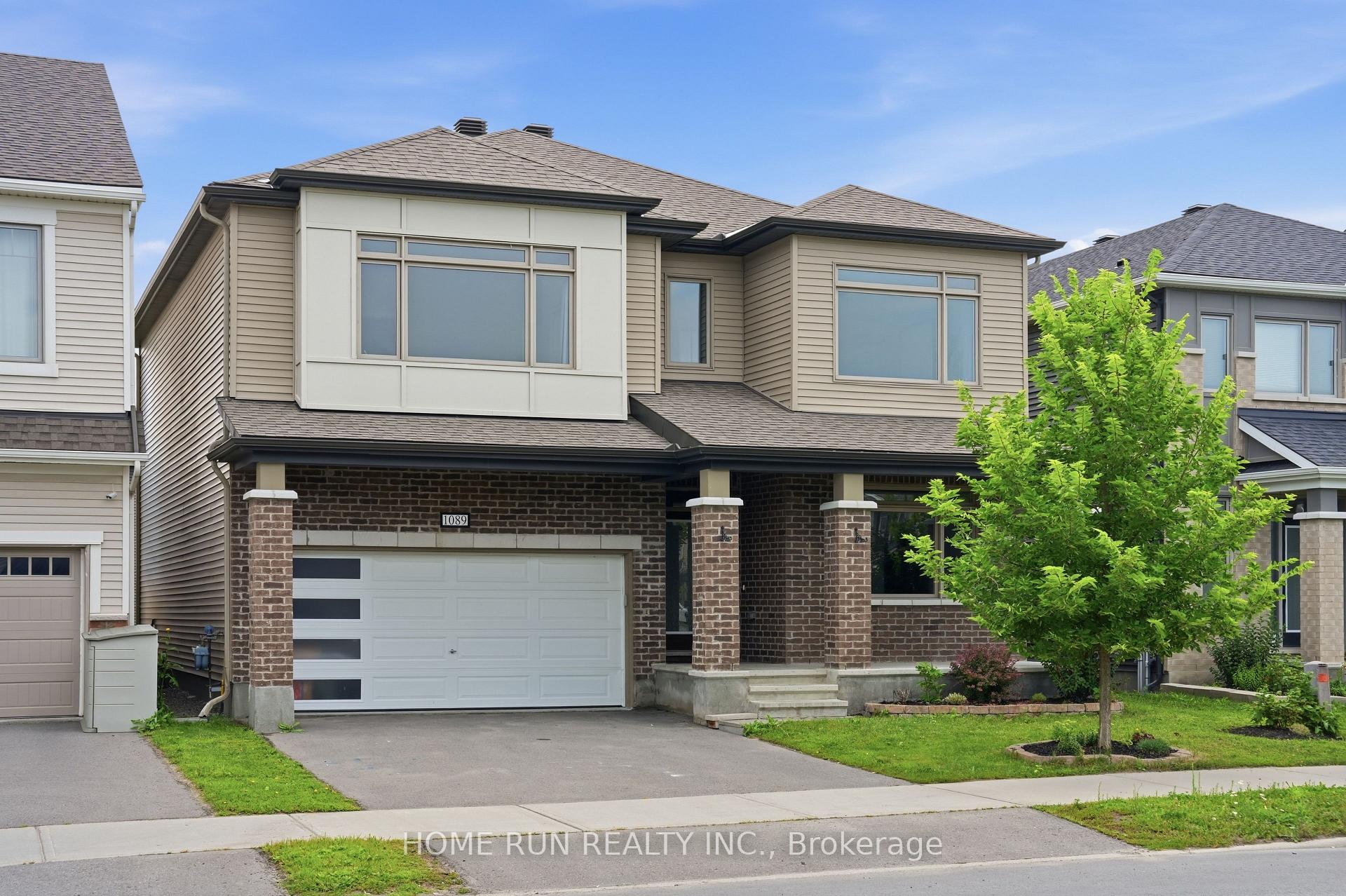 Photo 2 of 1089 Apolune Street, Ottawa, Barrhaven - Half Moon Bay — HOMEH