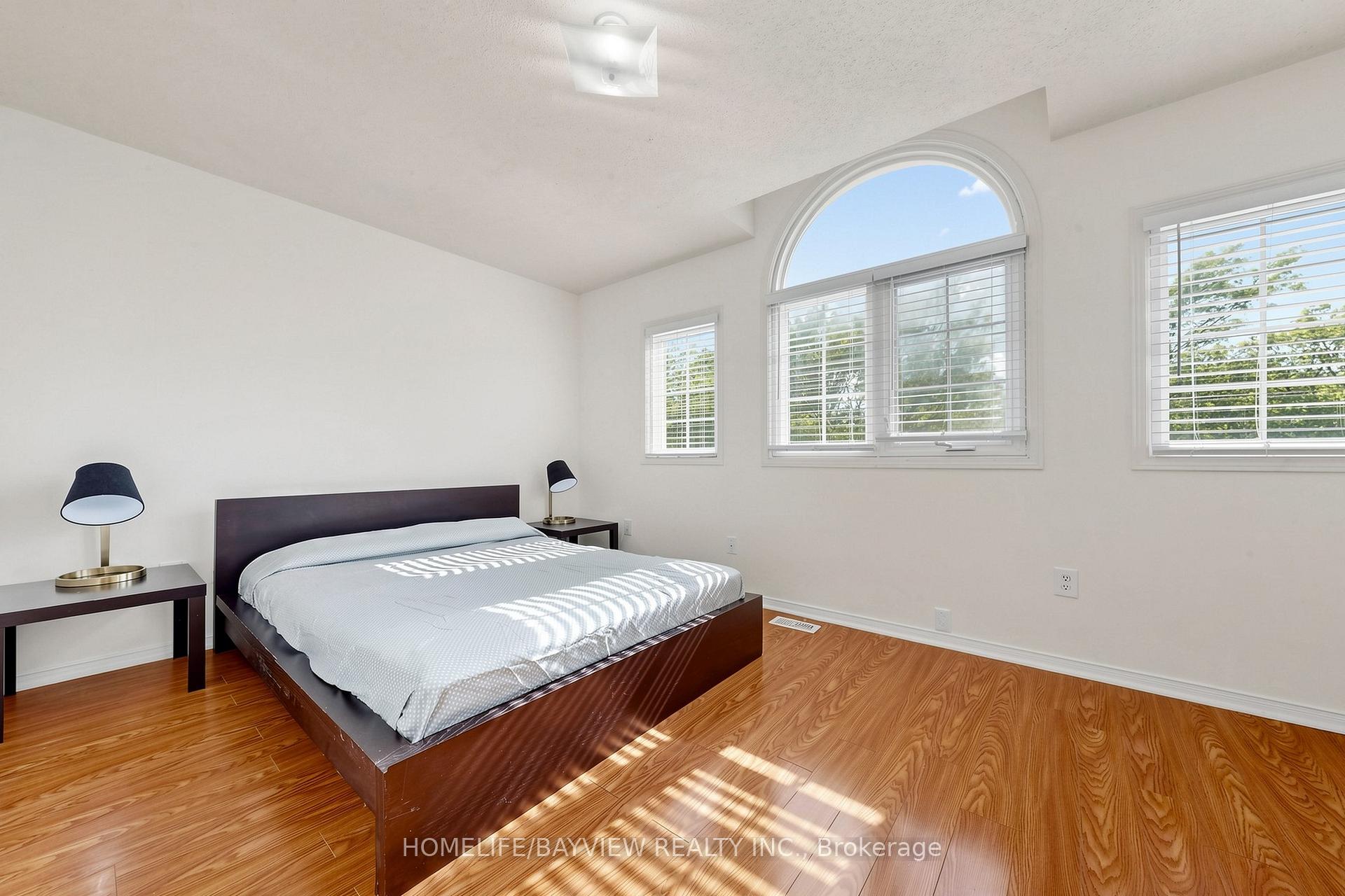Photo 17 of 133 Laird Drive, Markham, Middlefield — HOMEH