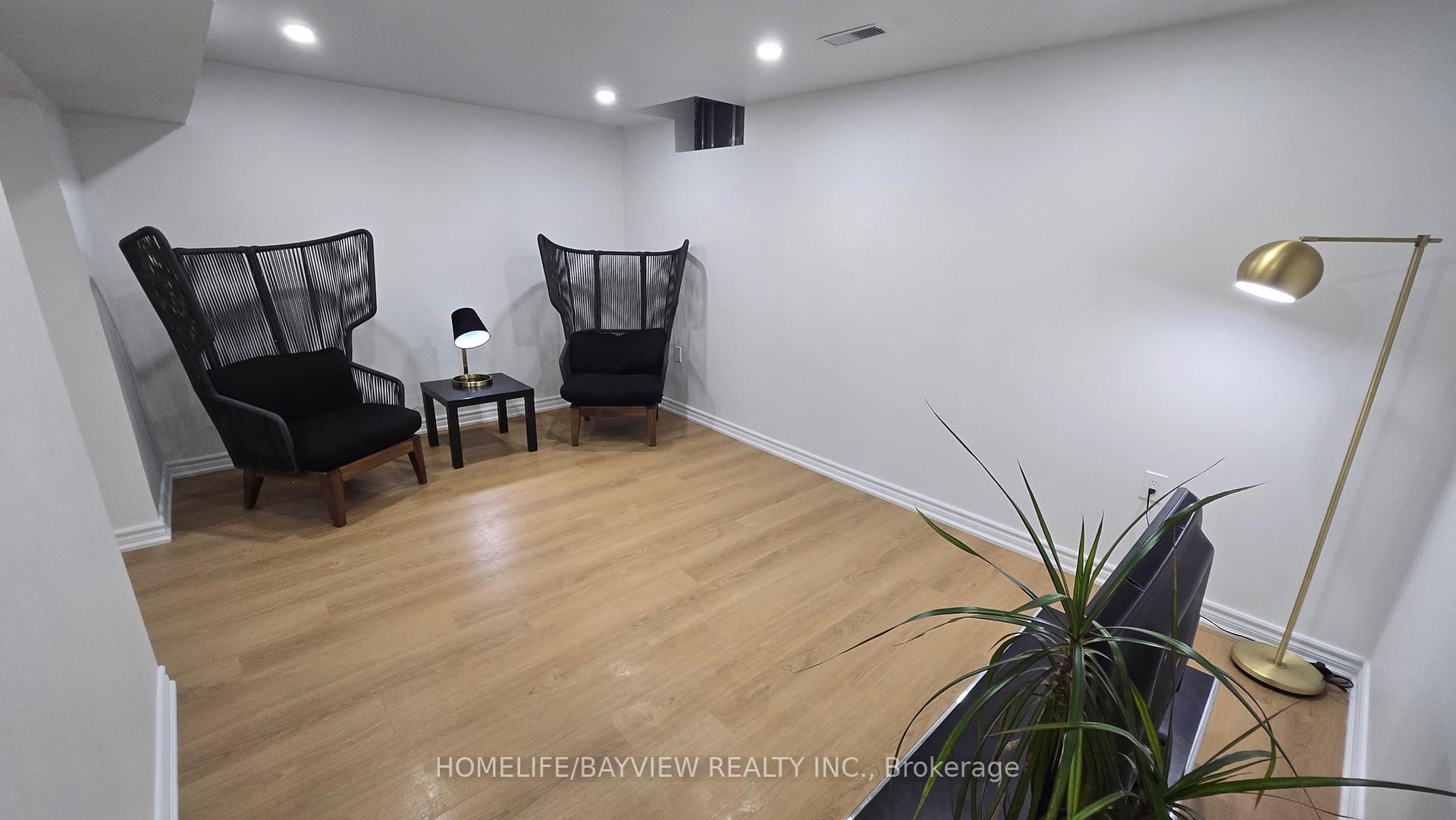 Photo 24 of 133 Laird Drive, Markham, Middlefield — HOMEH