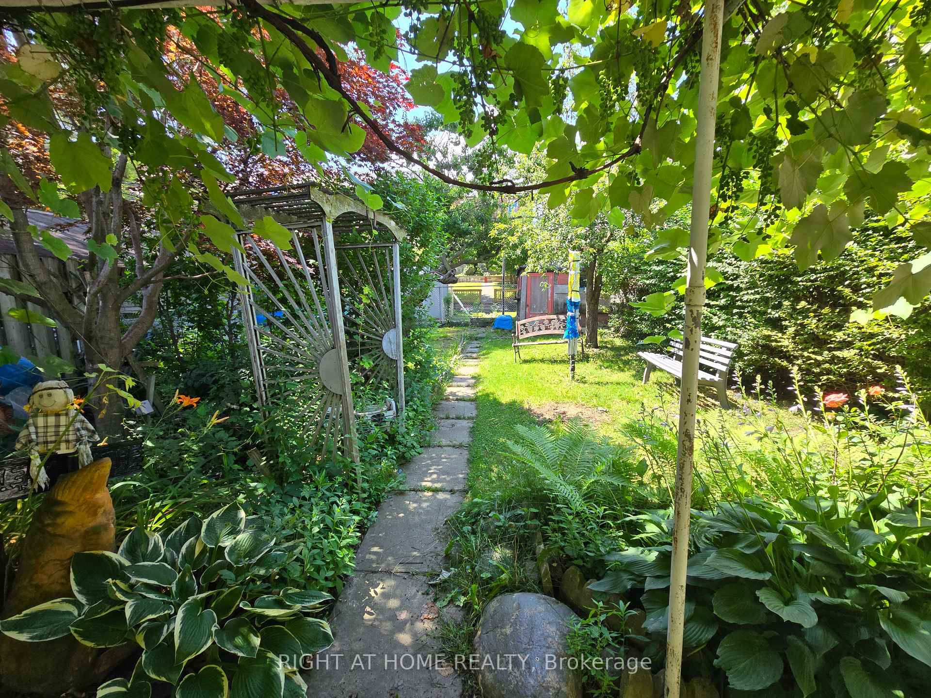Photo 32 of Unit Basement, 46 Haverson Boulevard, Toronto, Keelesdale-Eglinton West — HOMEH