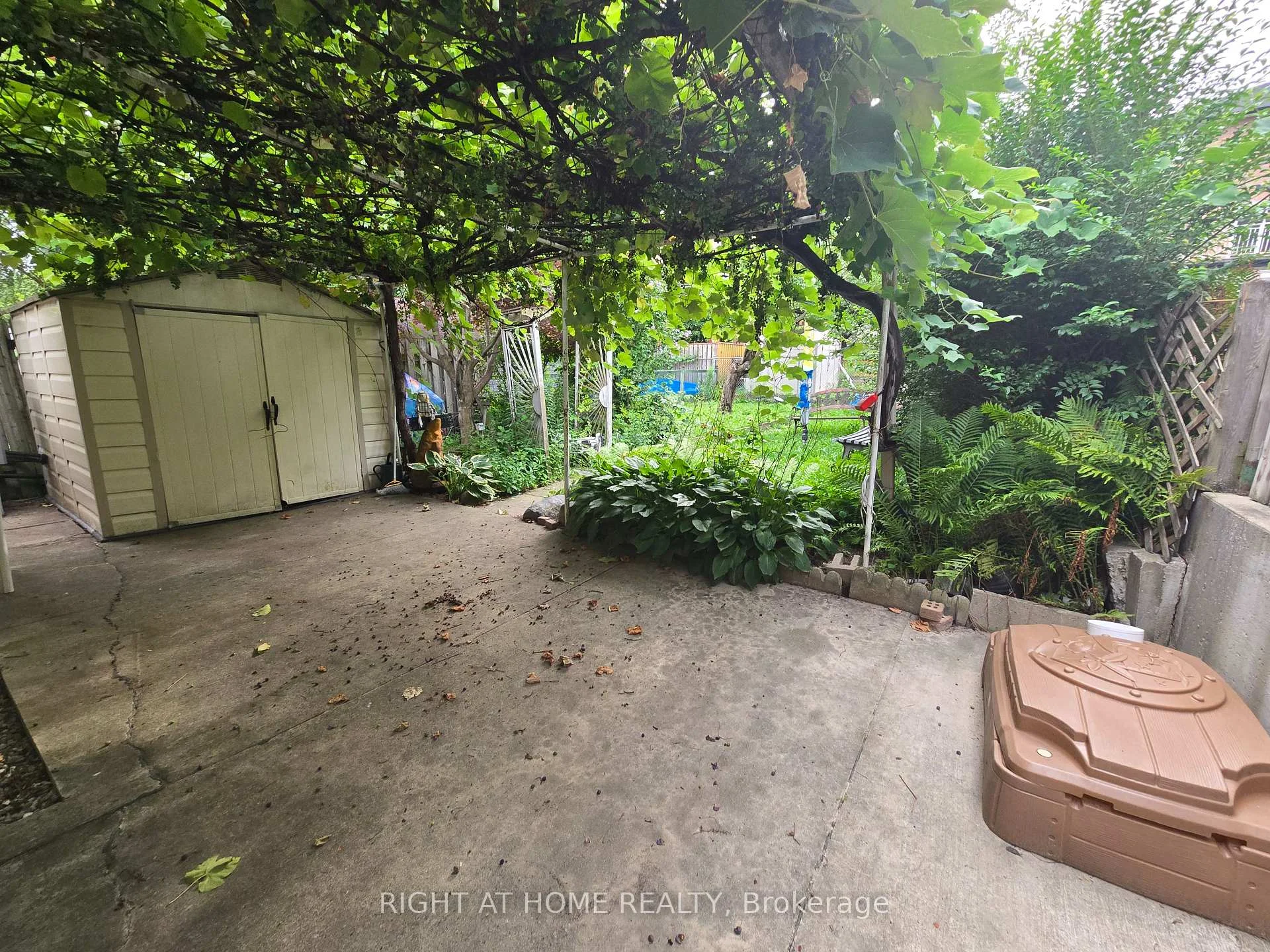 Photo 27 of Unit Basement, 46 Haverson Boulevard, Toronto, Keelesdale-Eglinton West — HOMEH