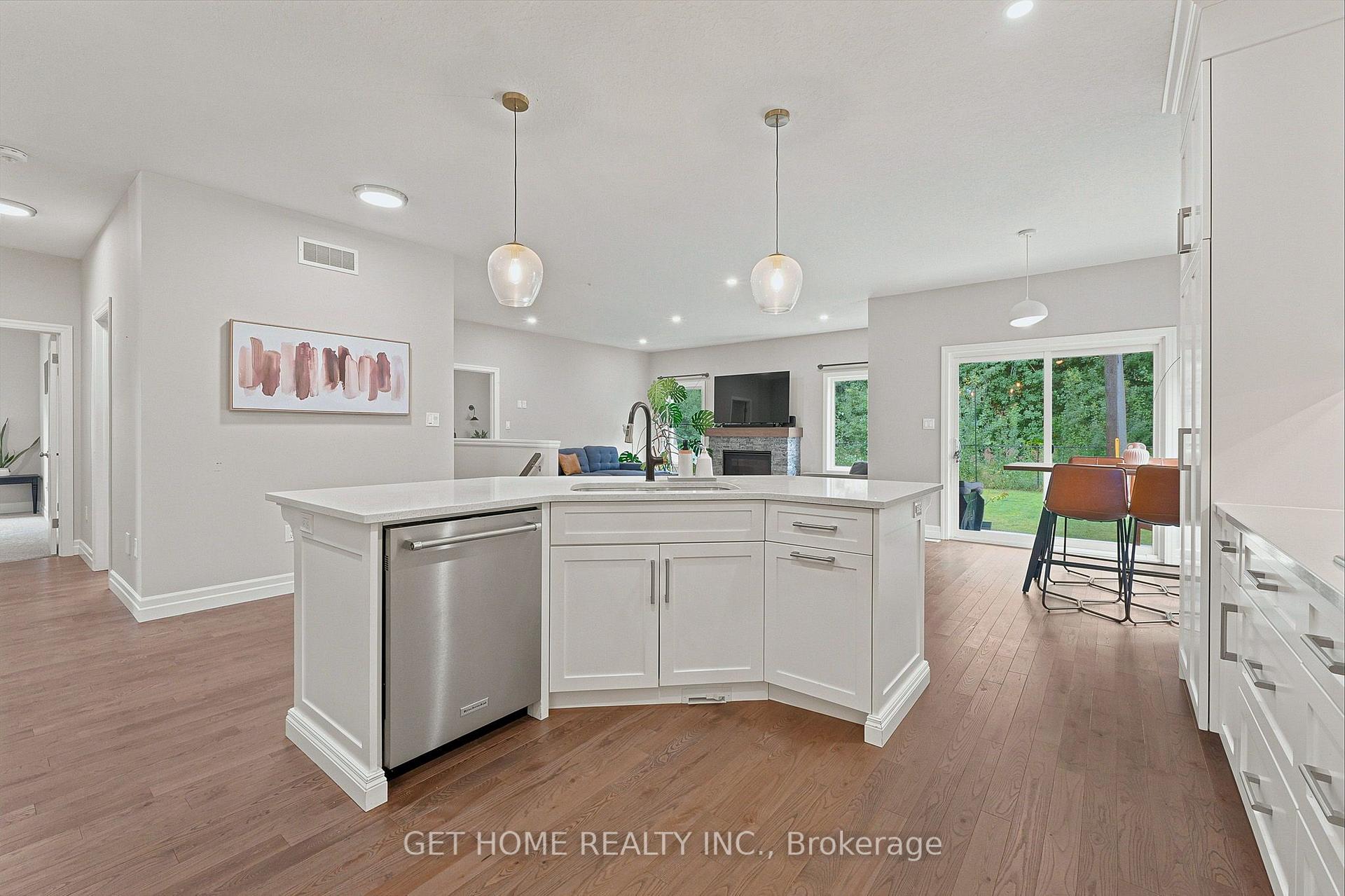 Photo 26 of 410 Rogers Road, North Perth, Listowel — HOMEH