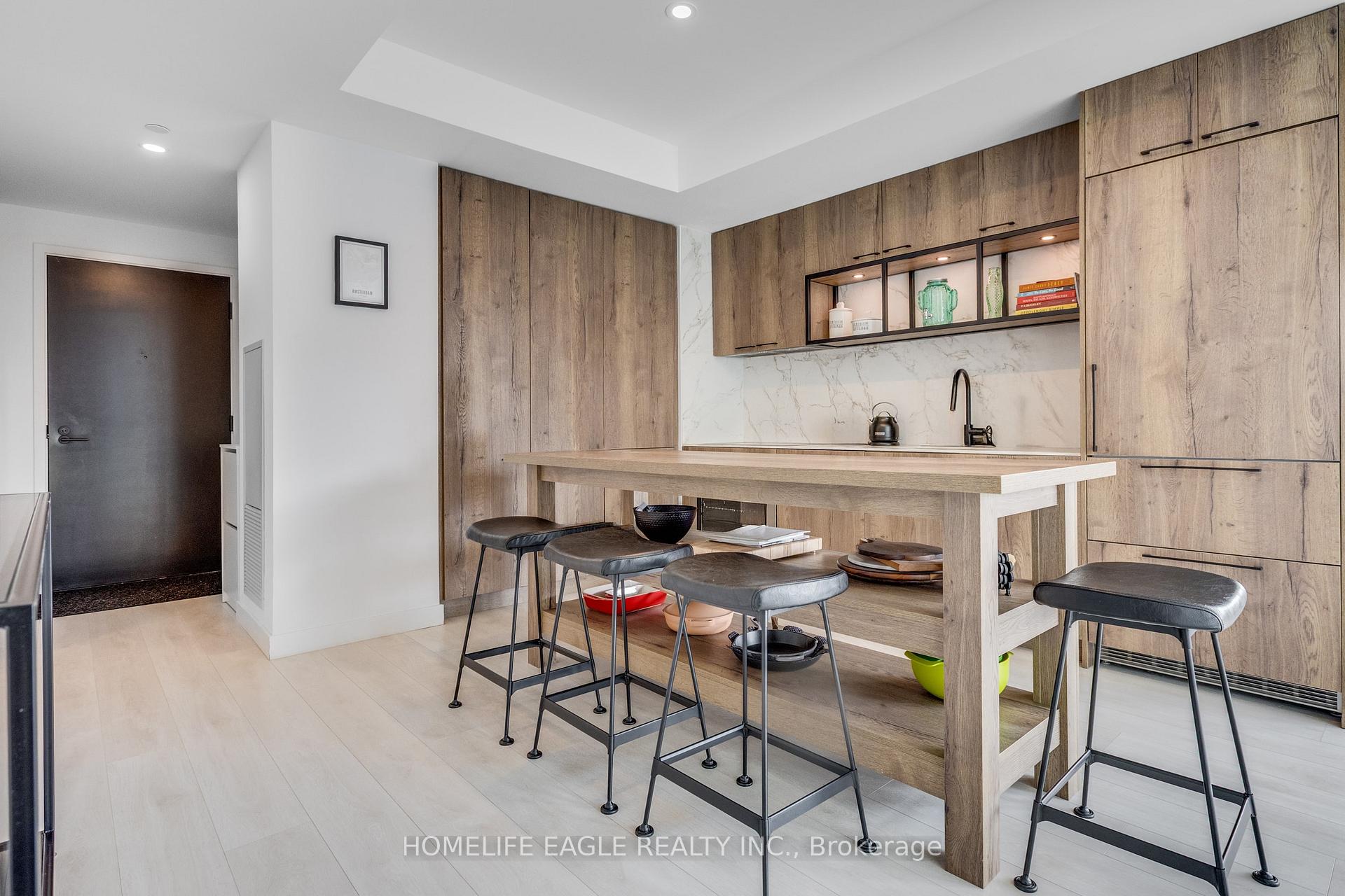 Photo 9 of Unit 827, 505 Richmond Street, Toronto, Waterfront Communities — HOMEH