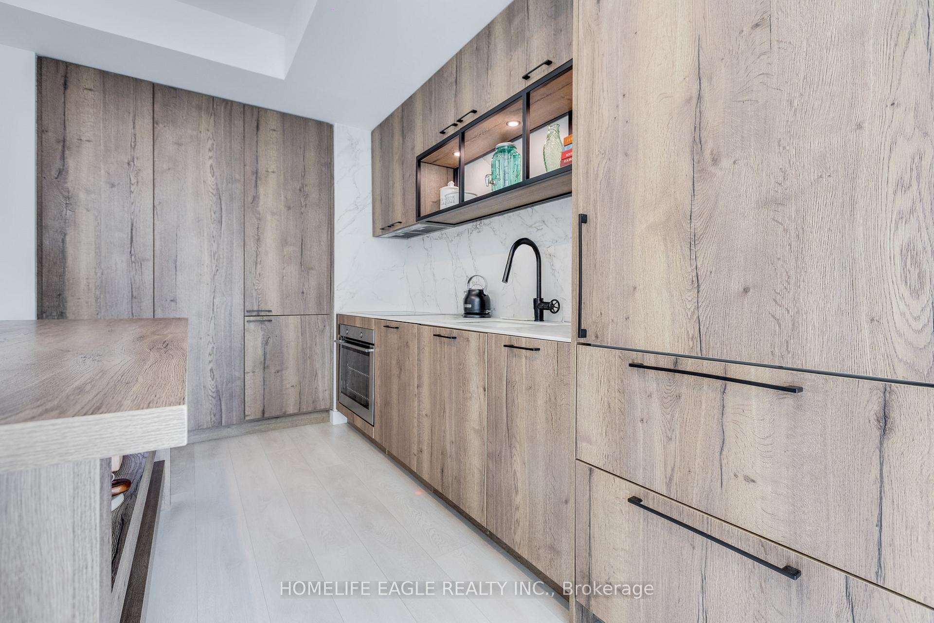 Photo 12 of Unit 827, 505 Richmond Street, Toronto, Waterfront Communities — HOMEH