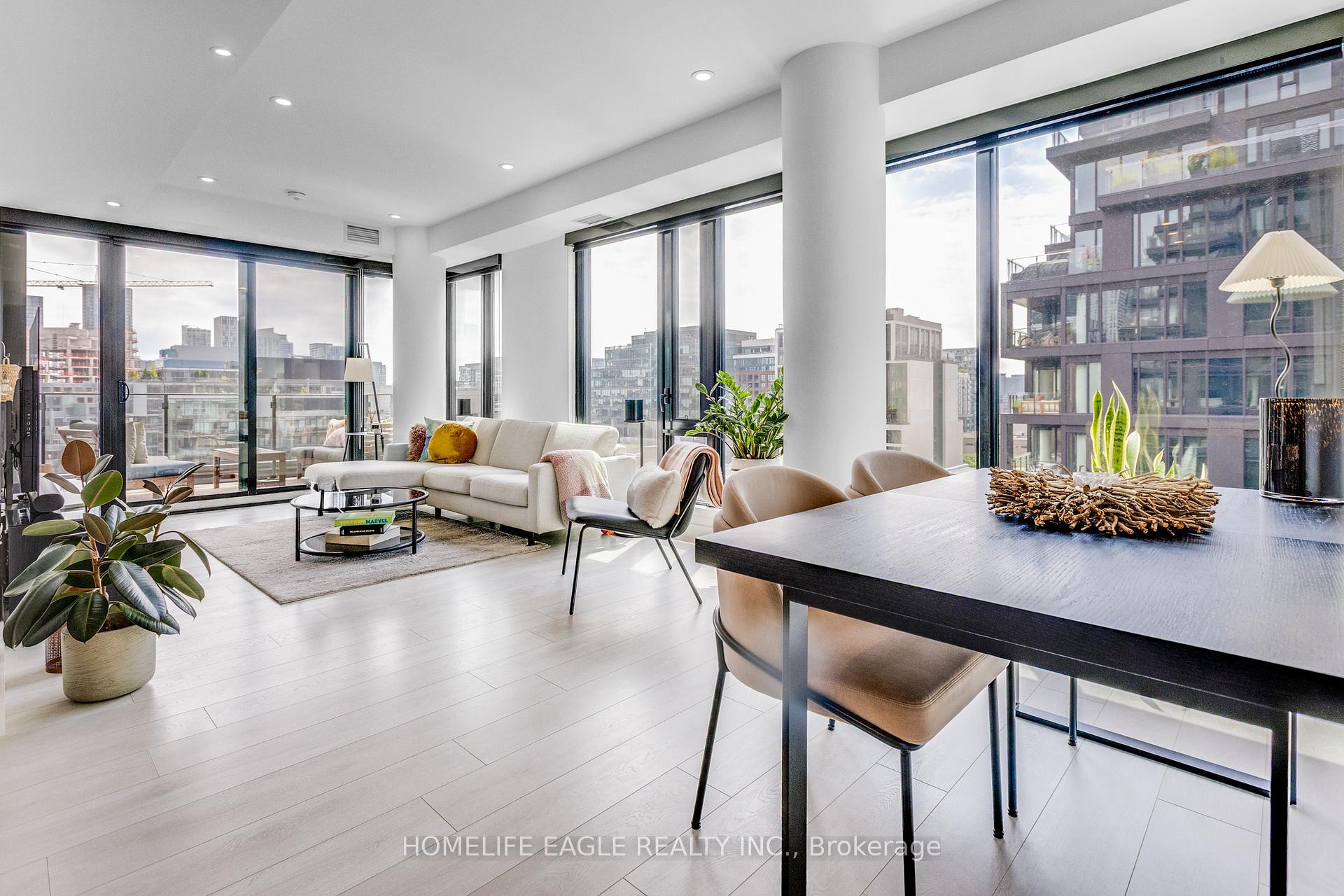 Photo 15 of Unit 827, 505 Richmond Street, Toronto, Waterfront Communities — HOMEH