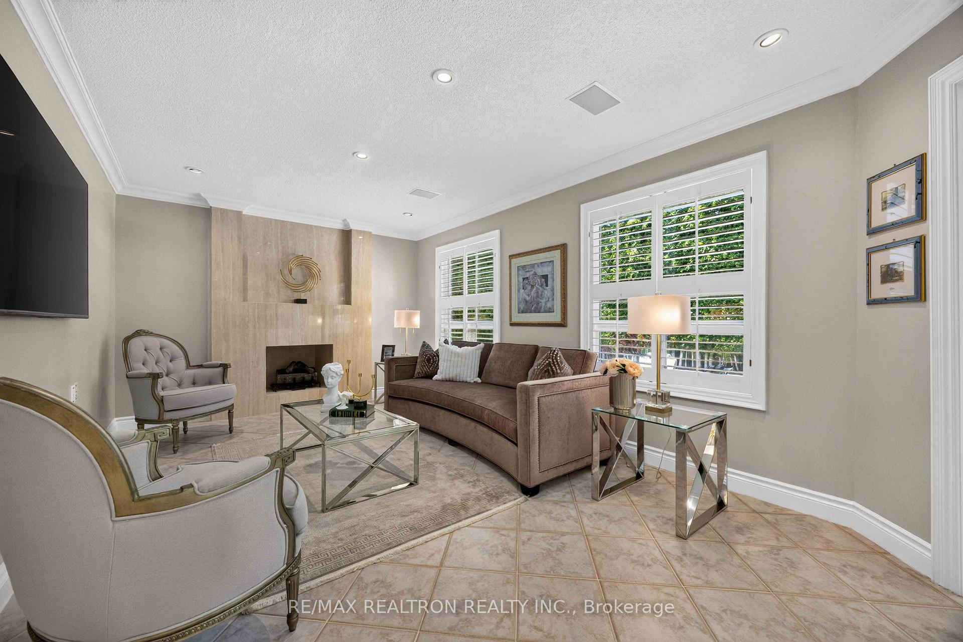Photo 12 of 763 Hollander Road, Newmarket, Gorham-College Manor — HOMEH