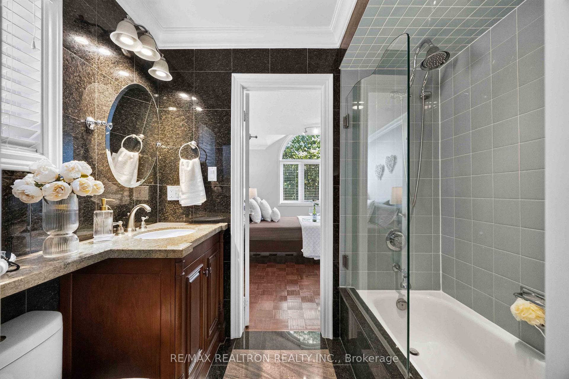 Photo 29 of 763 Hollander Road, Newmarket, Gorham-College Manor — HOMEH