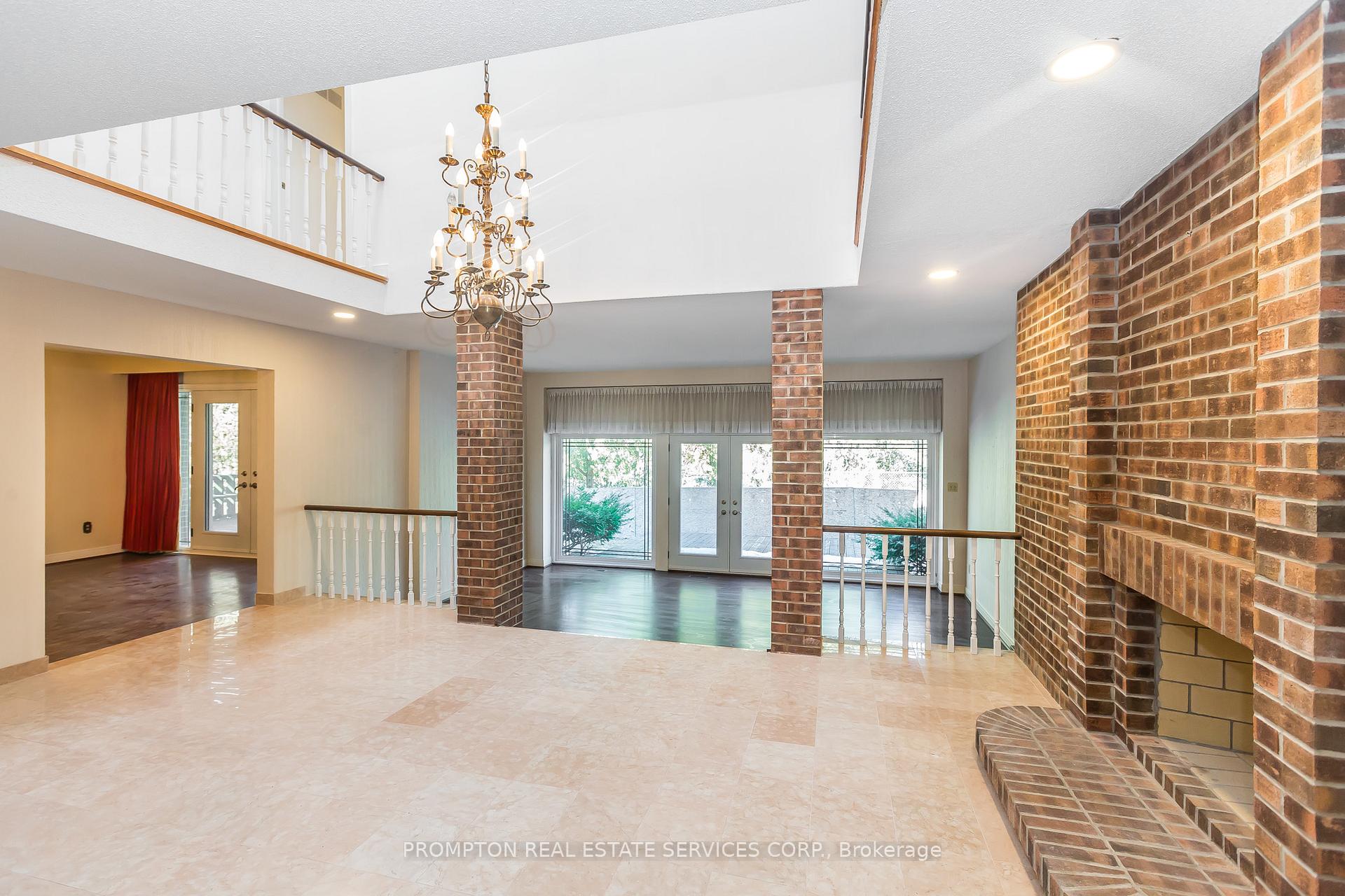 Photo 3 of 4 Sagewood Drive, North York, Banbury-Don Mills — HOMEH