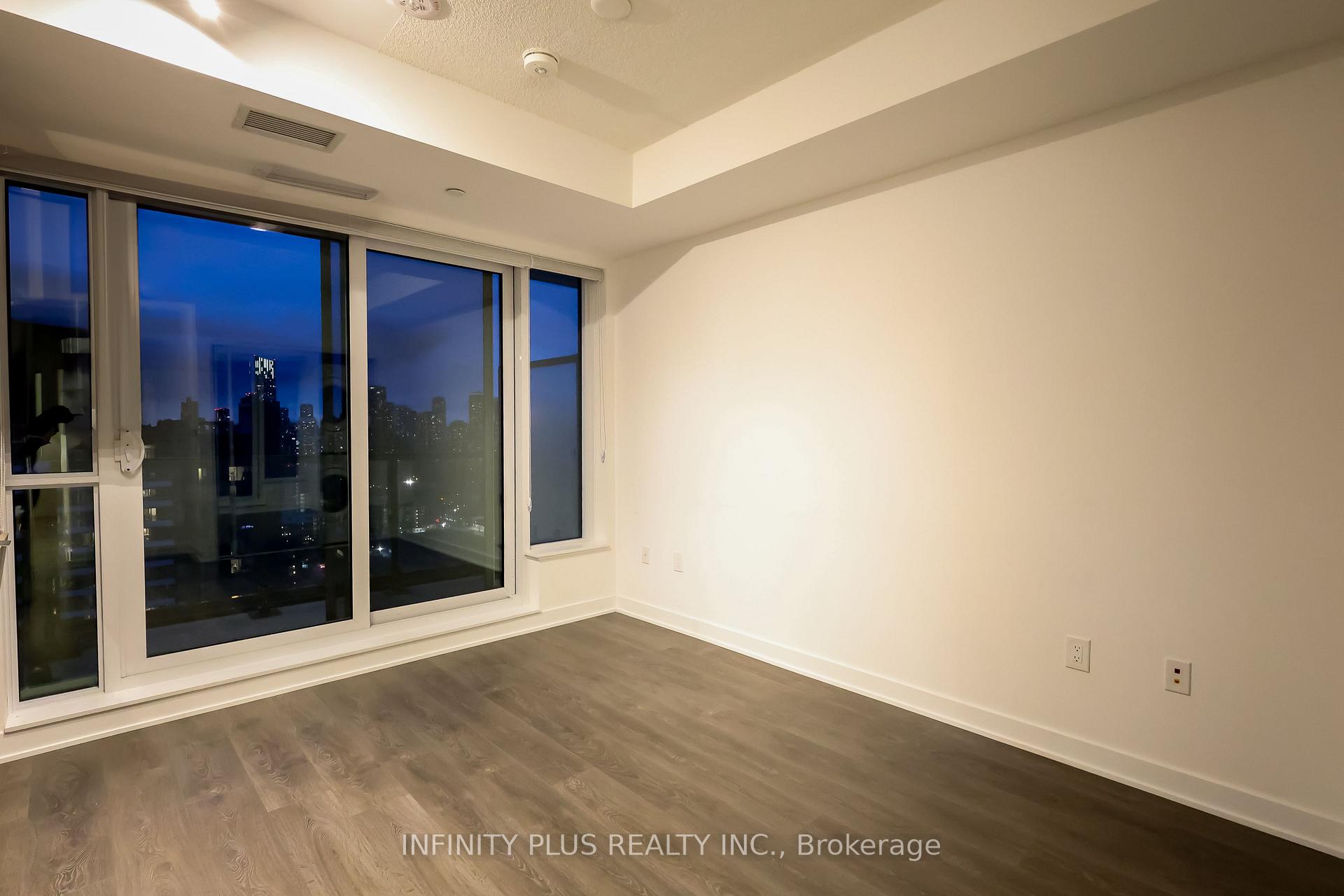 Photo 8 of Unit 3006, 130 River Street E, Toronto, Regent Park — HOMEH