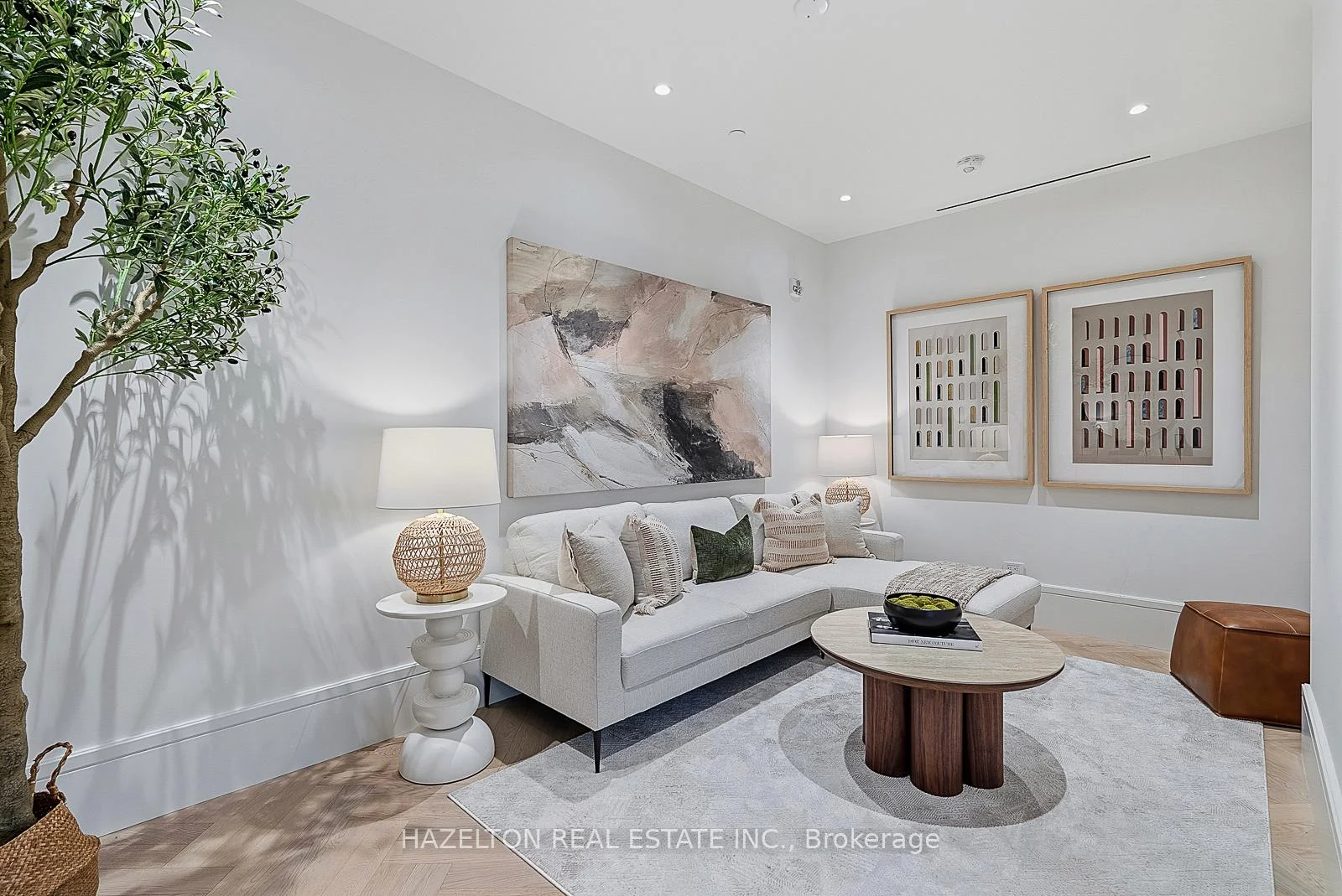 Photo 51 of Unit 302, 7 Dale Avenue, Toronto, Rosedale-Moore Park — HOMEH