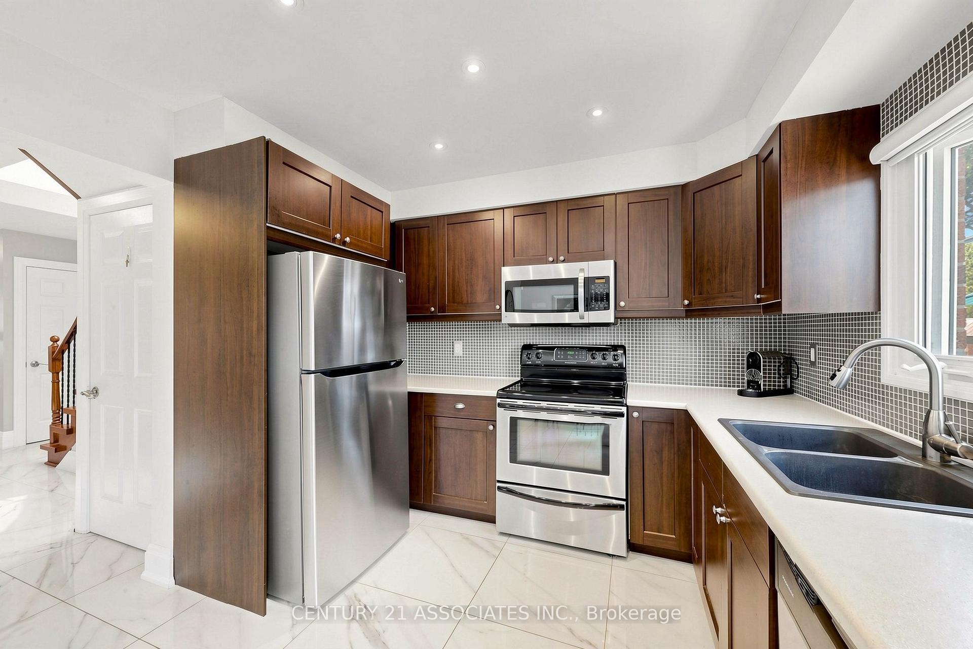 Photo 17 of 80 Stephensen Court, Brampton, Madoc — HOMEH