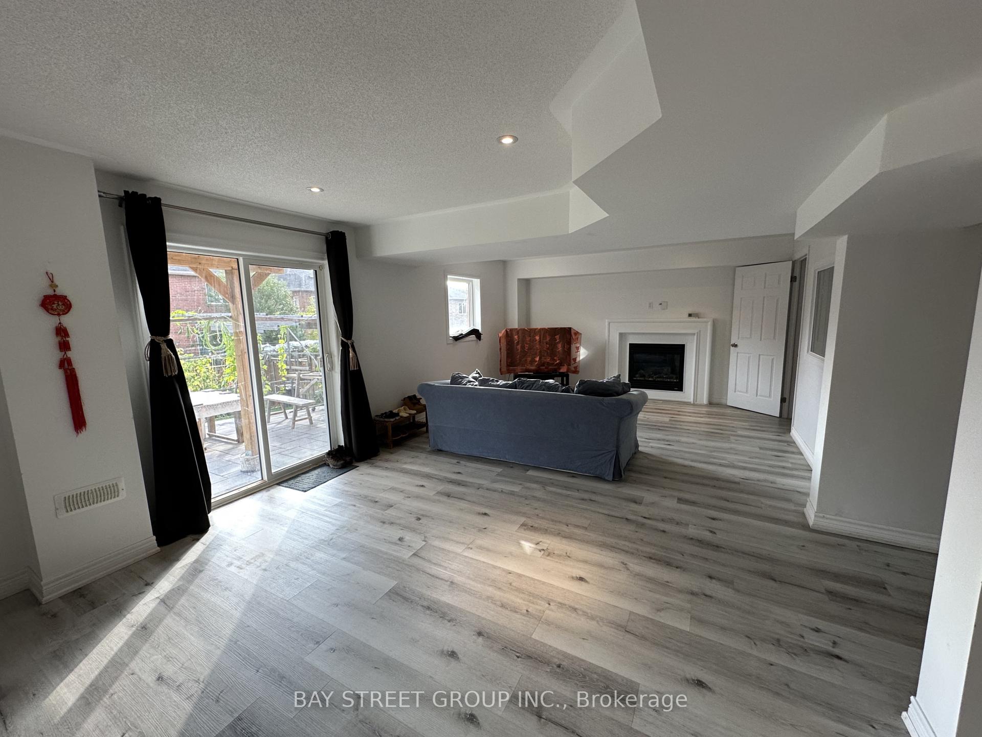 Photo 4 of 196 Colesbrook Road, Richmond Hill, Westbrook — HOMEH