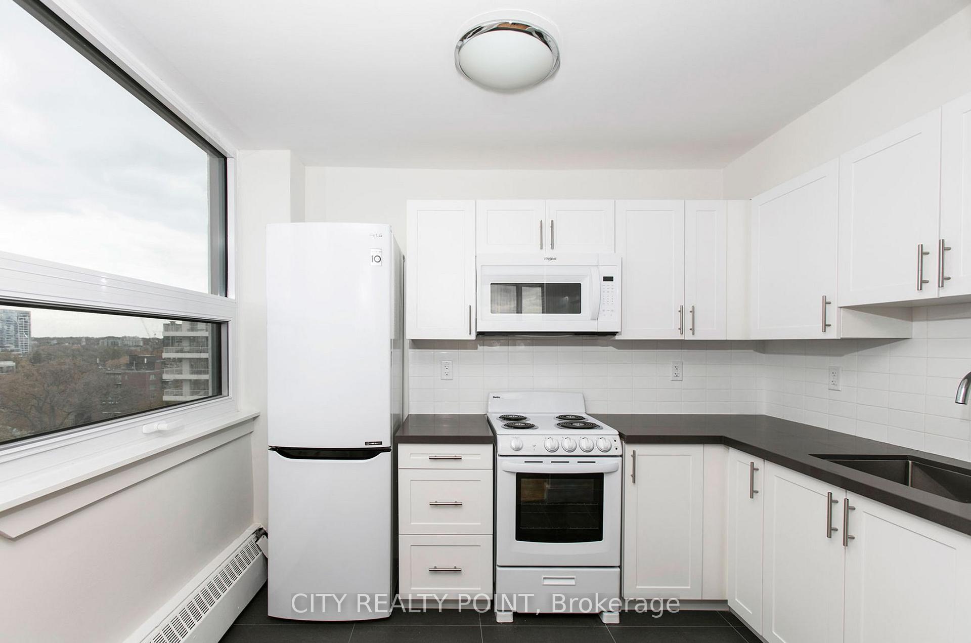 Photo 4 of Unit 204, 485 Huron Street, Toronto, The Annex — HOMEH
