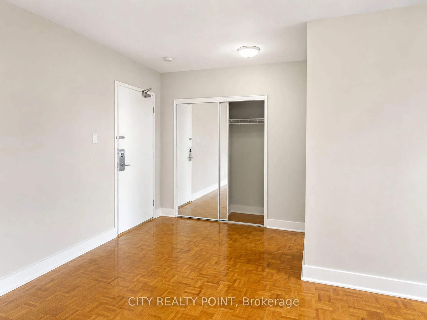 Front of Unit 102, 1291 Bayview Avenue N