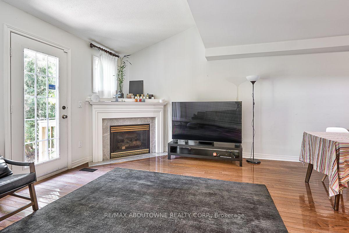 Photo 8 of Unit 41, 2250 Rockingham Drive, Oakville, Joshua Creek — HOMEH