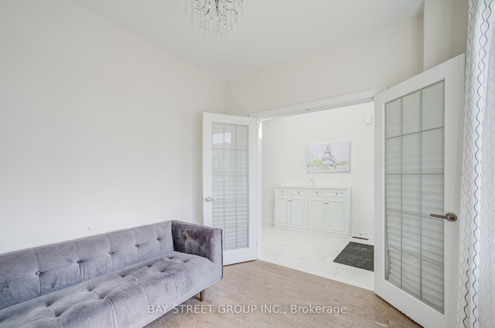 Photo 9 of 152 Ben Sinclair Avenue, East Gwillimbury, Queensville — HOMEH
