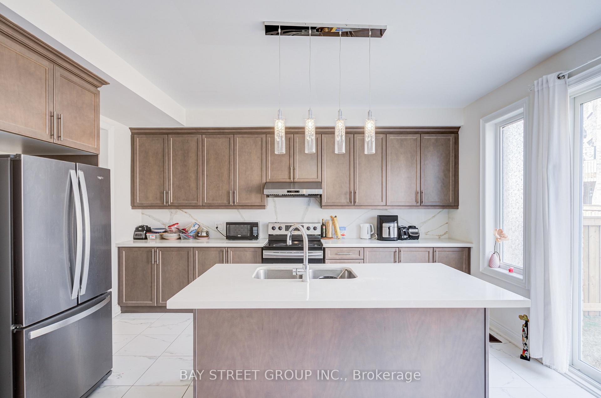 Photo 18 of 152 Ben Sinclair Avenue, East Gwillimbury, Queensville — HOMEH