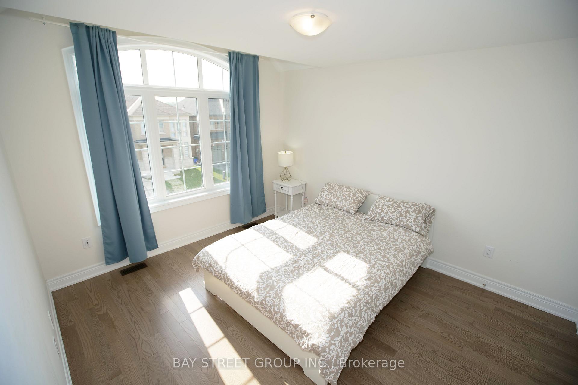 Photo 30 of 152 Ben Sinclair Avenue, East Gwillimbury, Queensville — HOMEH