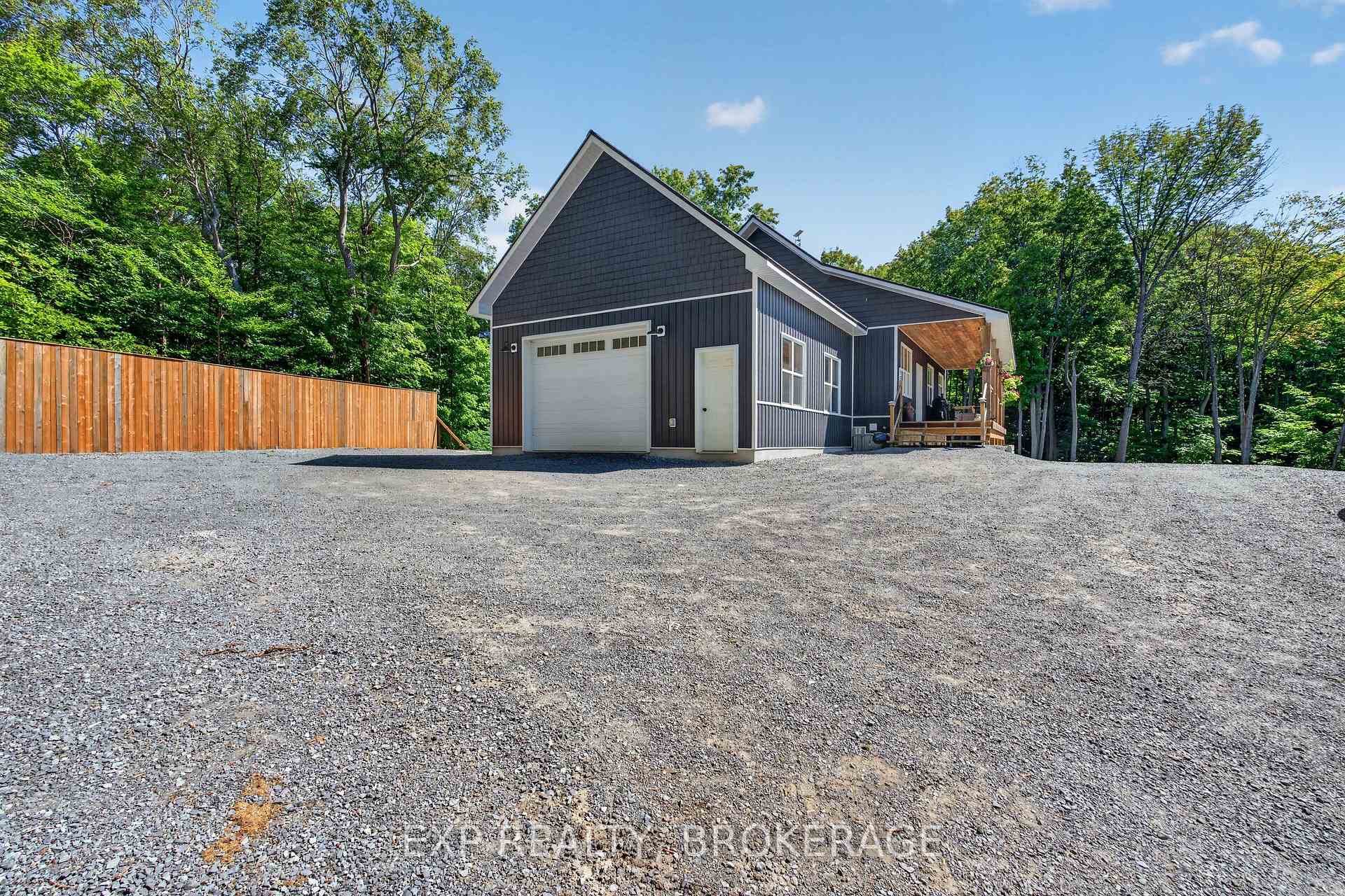 Photo 4 of 1020 Hill Road, Frontenac, Frontenac Centre — HOMEH