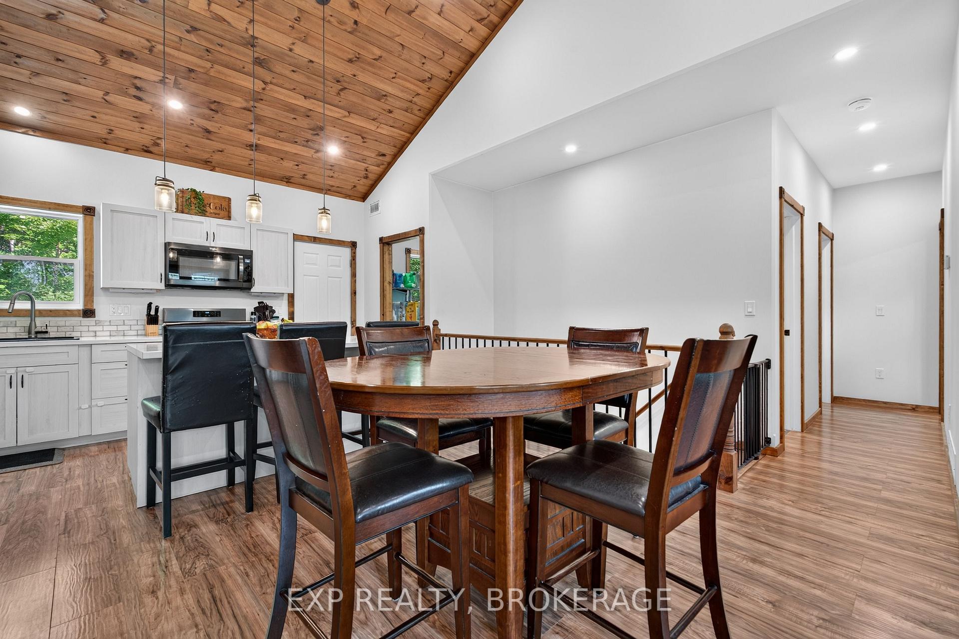 Photo 13 of 1020 Hill Road, Frontenac, Frontenac Centre — HOMEH
