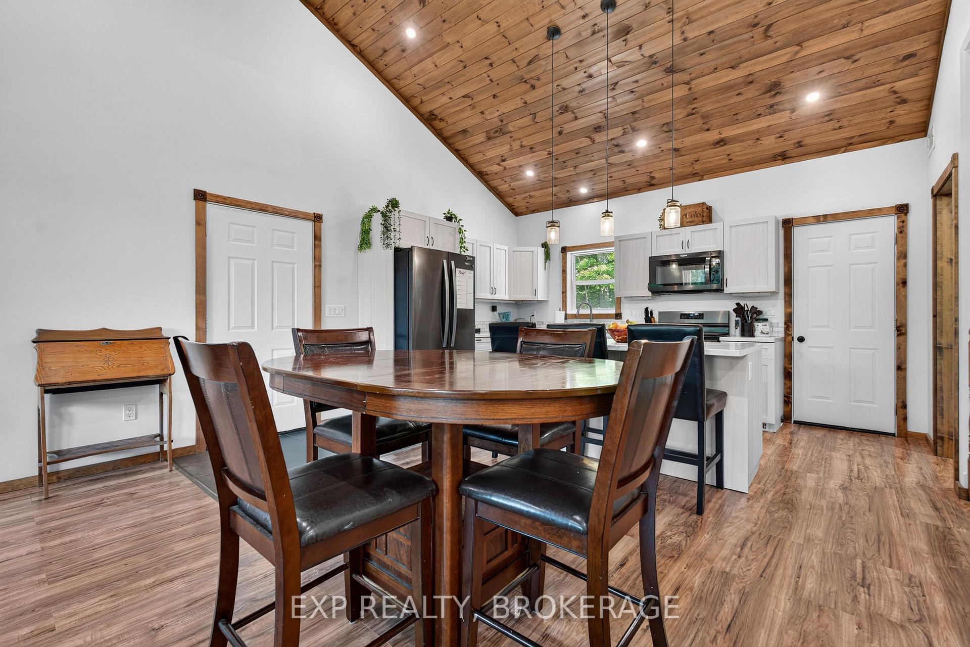 Photo 14 of 1020 Hill Road, Frontenac, Frontenac Centre — HOMEH