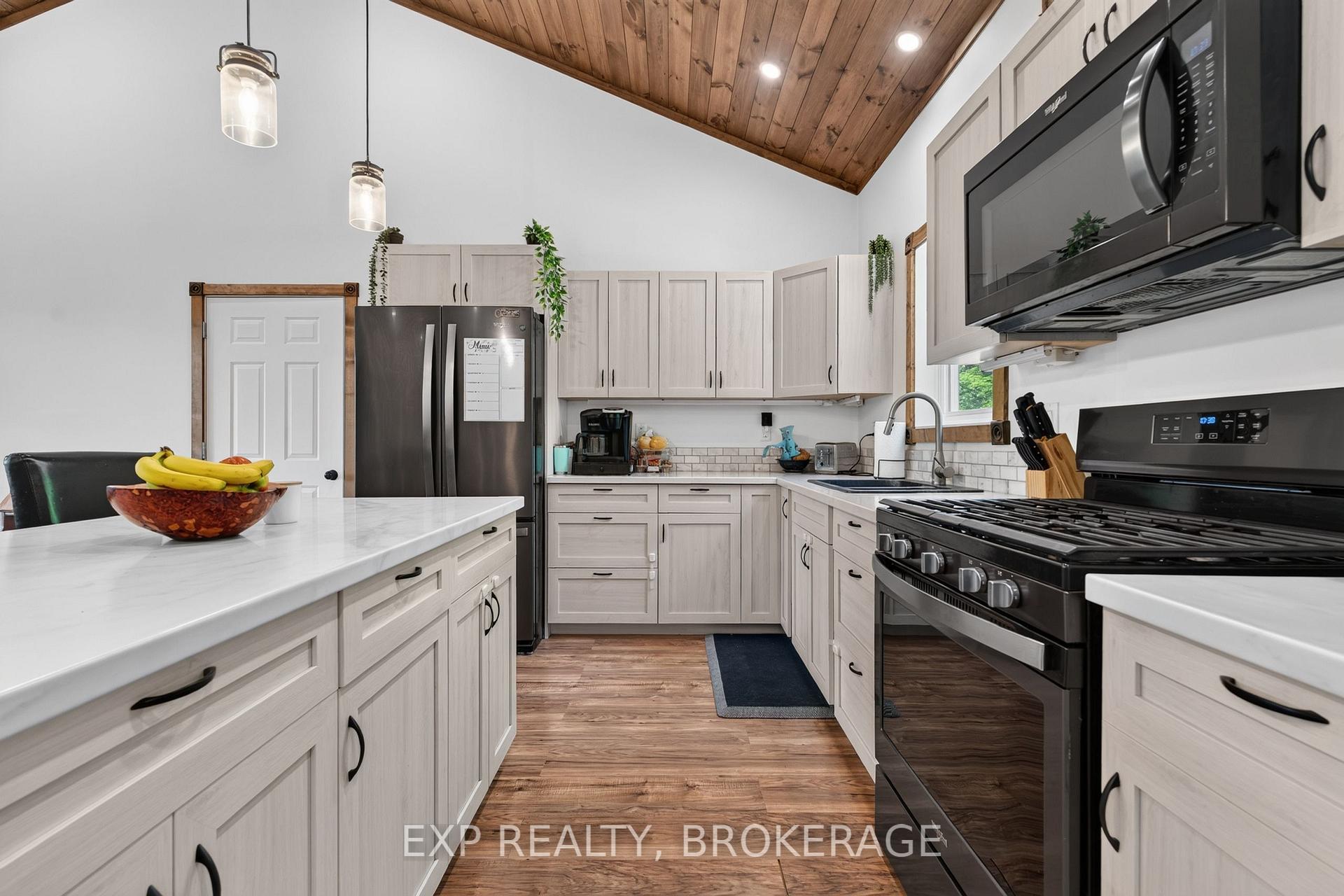 Photo 19 of 1020 Hill Road, Frontenac, Frontenac Centre — HOMEH
