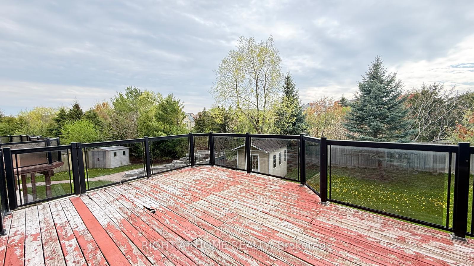 Photo 13 of 28 Laurentide Crescent, Brampton, Vales of Castlemore North — HOMEH