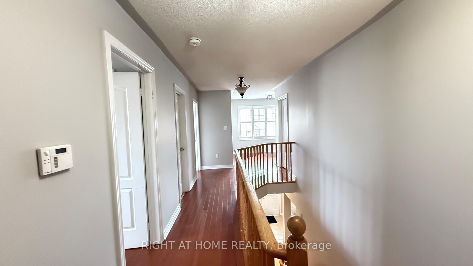 Photo 19 of 28 Laurentide Crescent, Brampton, Vales of Castlemore North — HOMEH