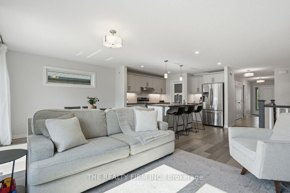 Photo 13 of 53 Ashberry Place, St. Thomas — HOMEH