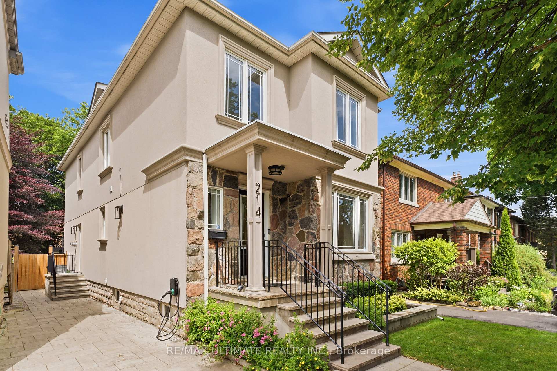 Photo 1 of 214 Sutherland Drive, Toronto, Leaside — HOMEH