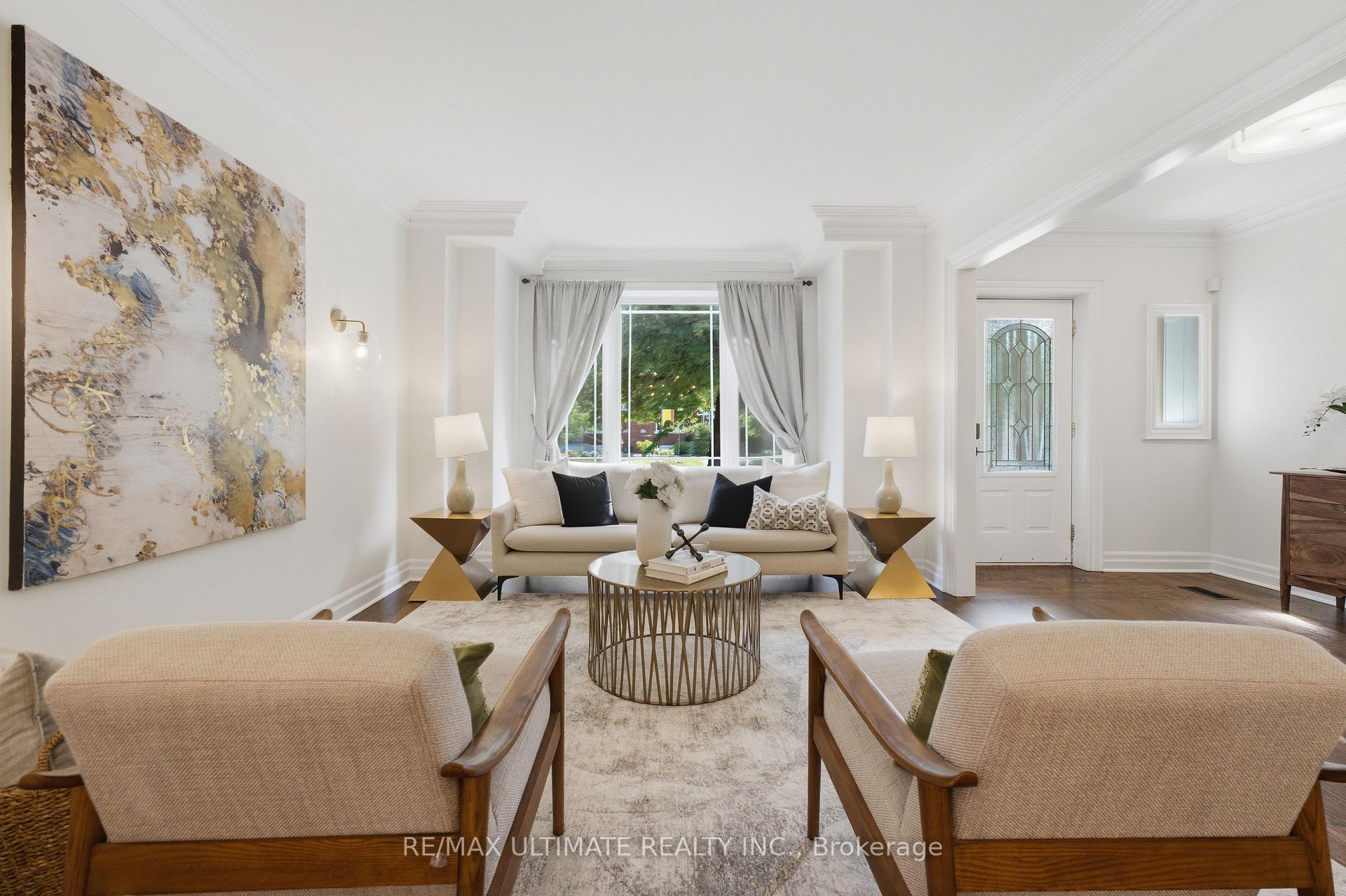 Photo 2 of 214 Sutherland Drive, Toronto, Leaside — HOMEH