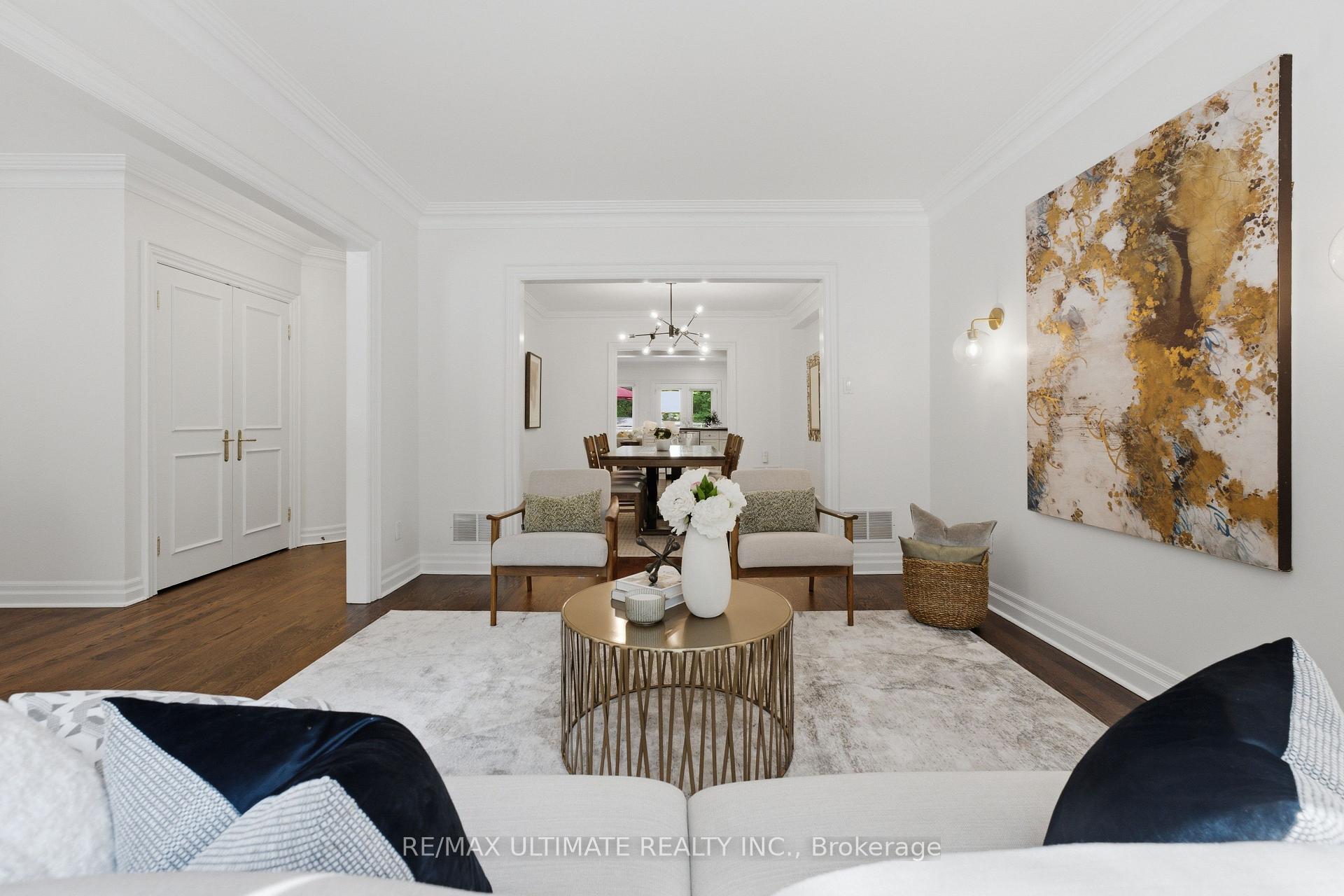 Photo 5 of 214 Sutherland Drive, Toronto, Leaside — HOMEH