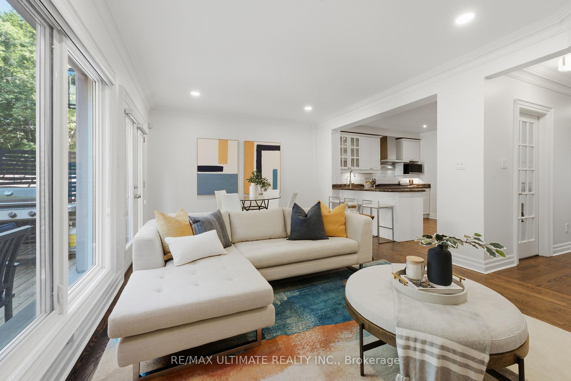 Photo 14 of 214 Sutherland Drive, Toronto, Leaside — HOMEH