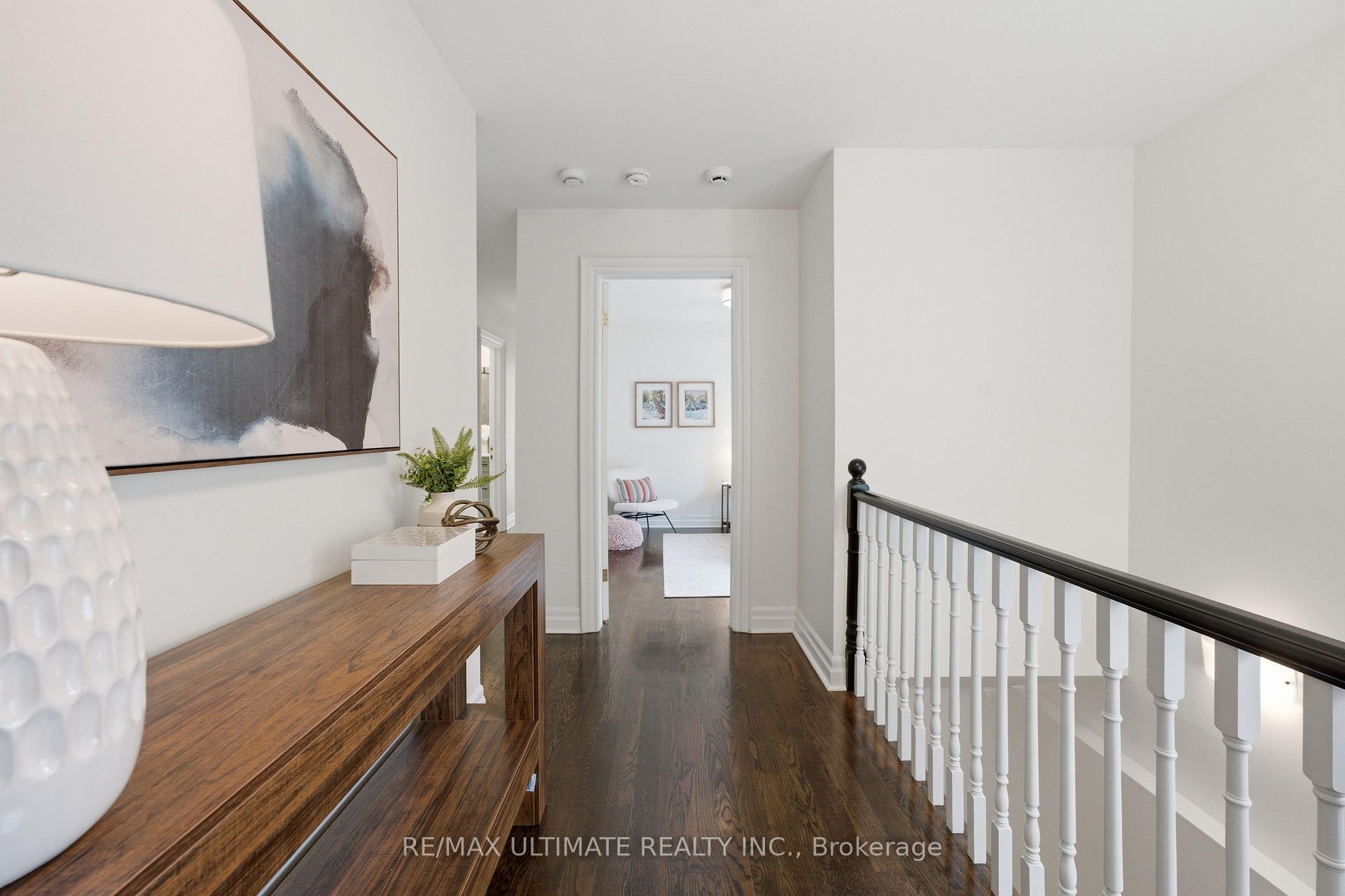 Photo 22 of 214 Sutherland Drive, Toronto, Leaside — HOMEH