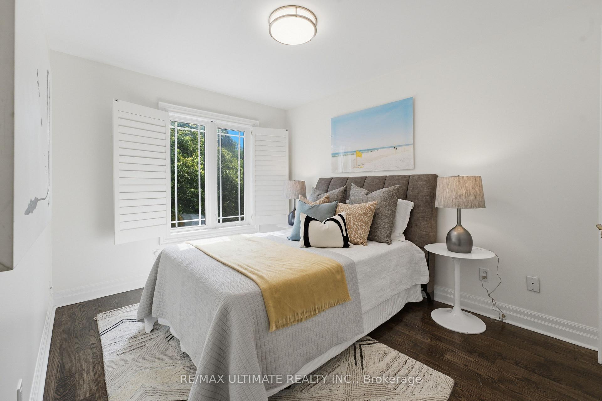 Photo 25 of 214 Sutherland Drive, Toronto, Leaside — HOMEH