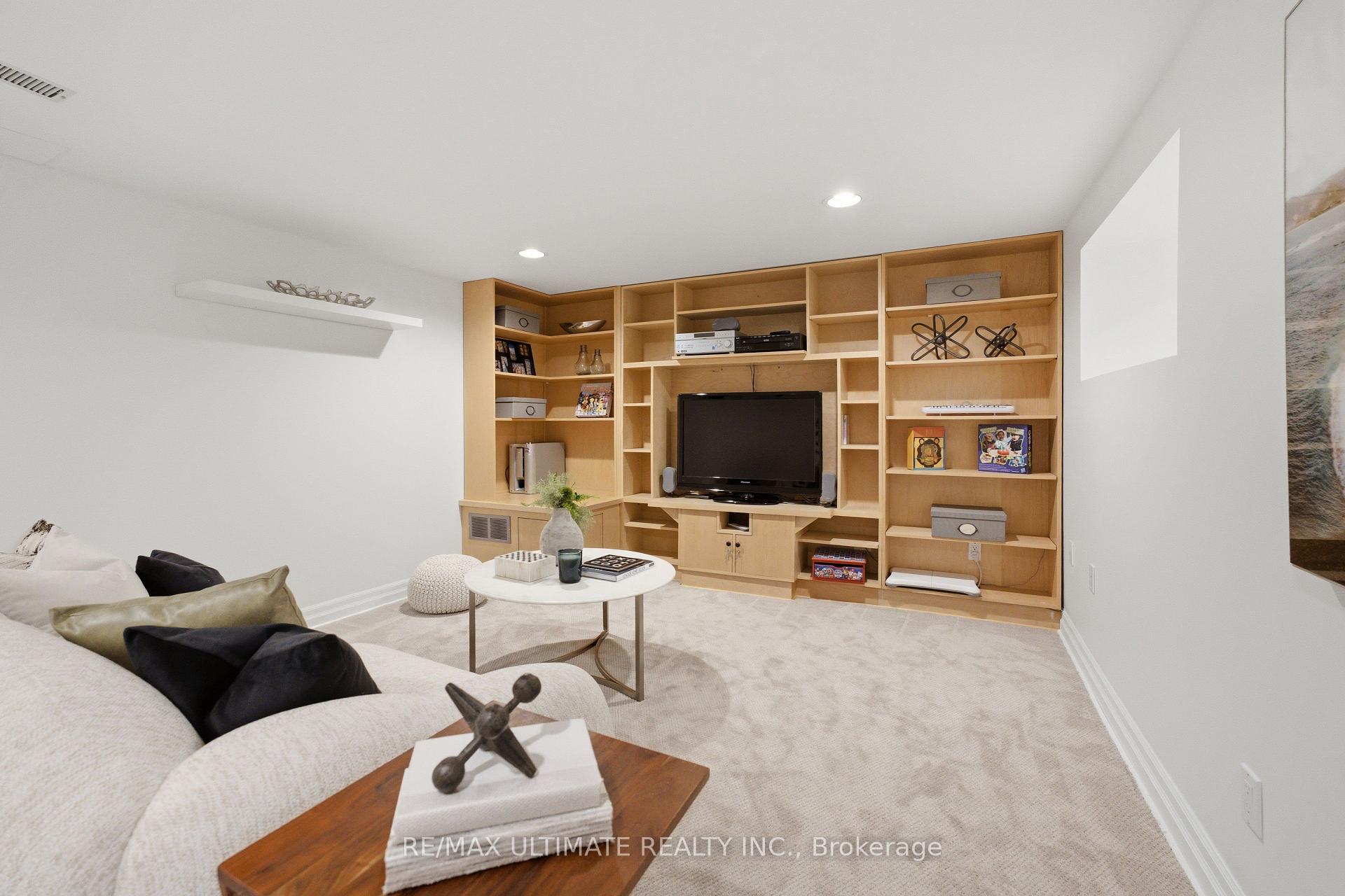 Photo 28 of 214 Sutherland Drive, Toronto, Leaside — HOMEH