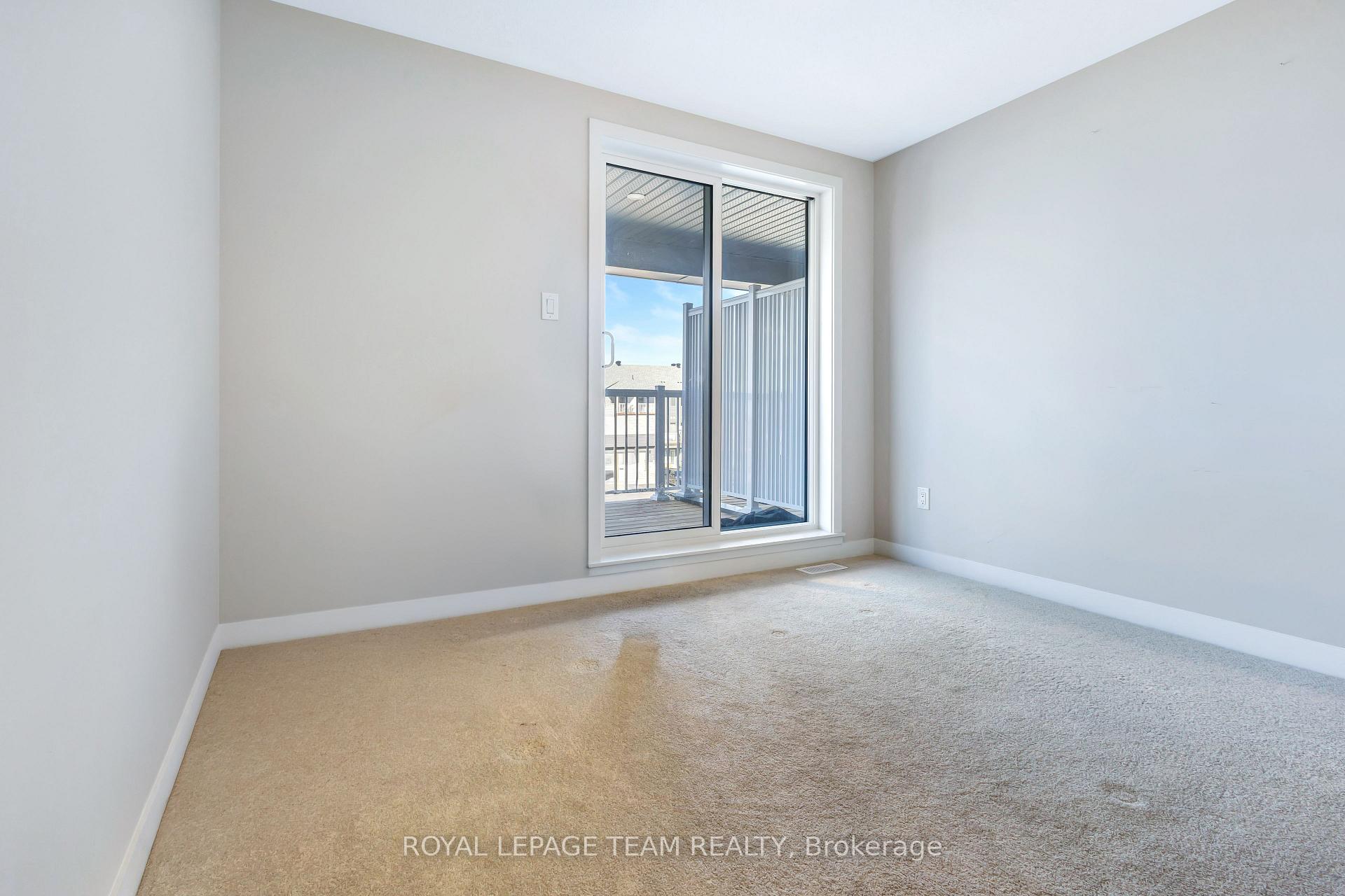 Photo 14 of 204 Lillian Freiman Private, Ottawa, Barrhaven - Half Moon Bay — HOMEH